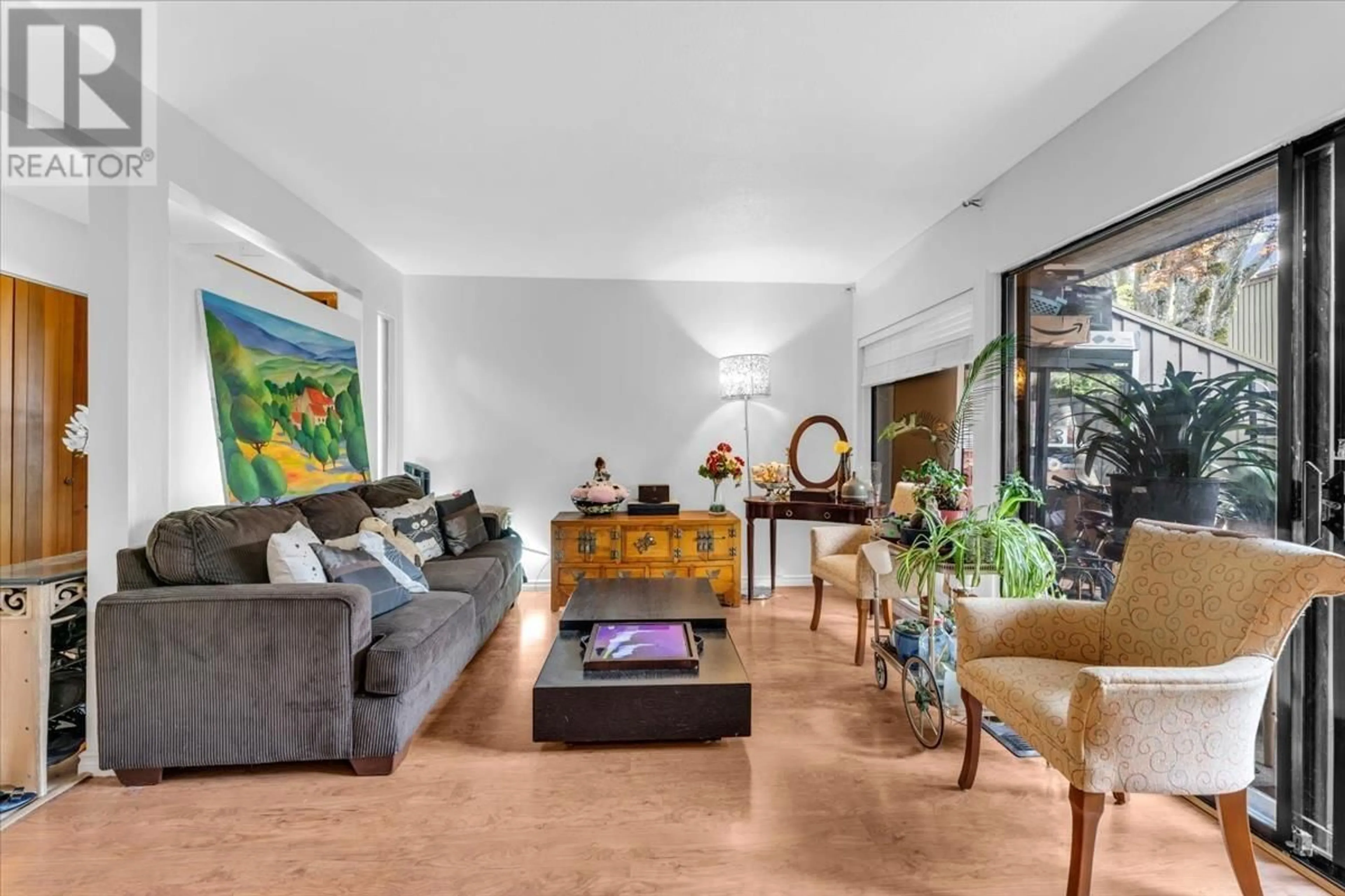 Living room with furniture, unknown for 12 - 9280 GLENALLAN DRIVE, Richmond British Columbia V7A2S8