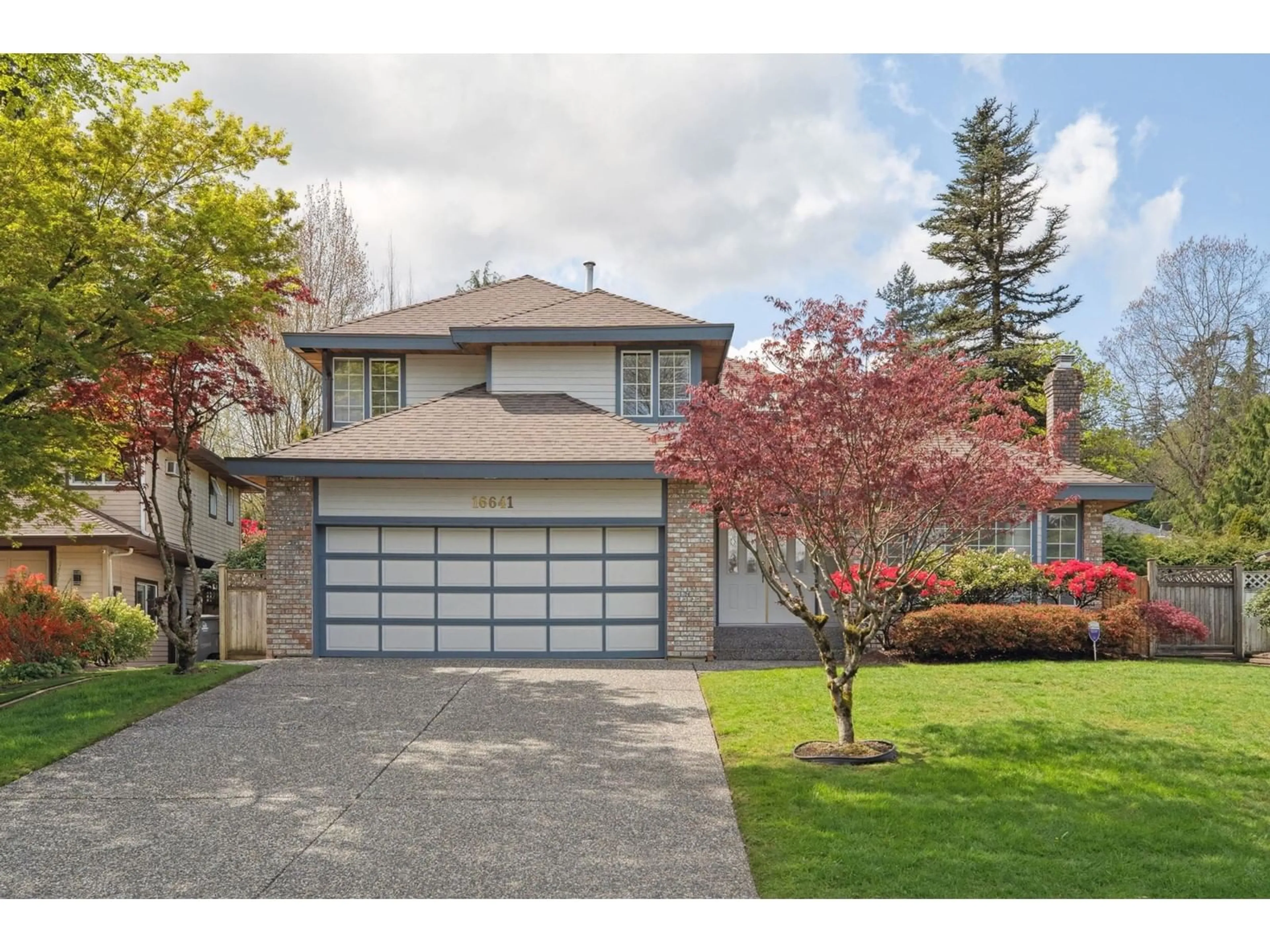Home with vinyl exterior material, street for 16641 ROSEWOOD, Surrey British Columbia V4N1W1