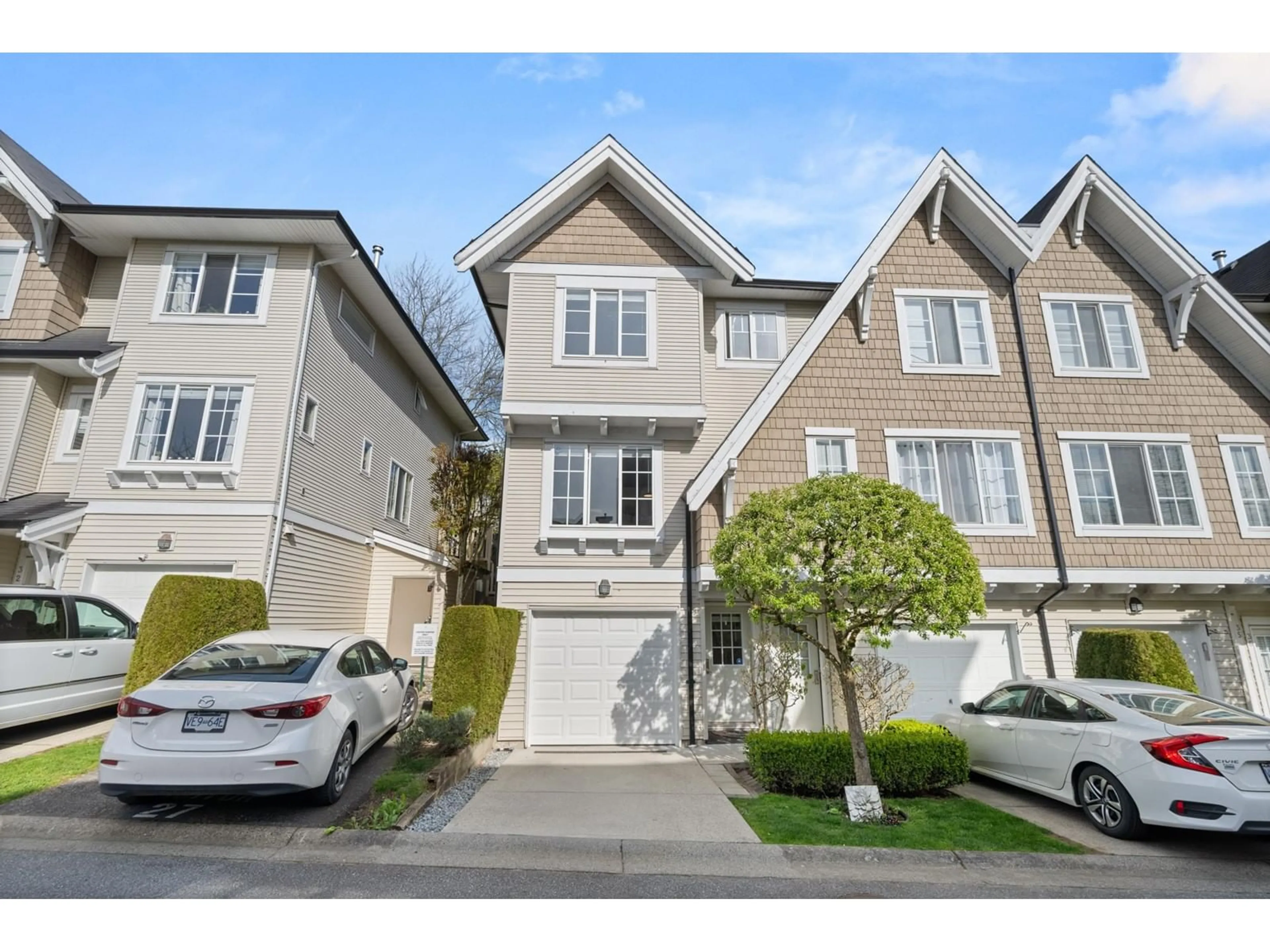 Unknown for 33 - 20560 66, Langley British Columbia V2Y2Y8