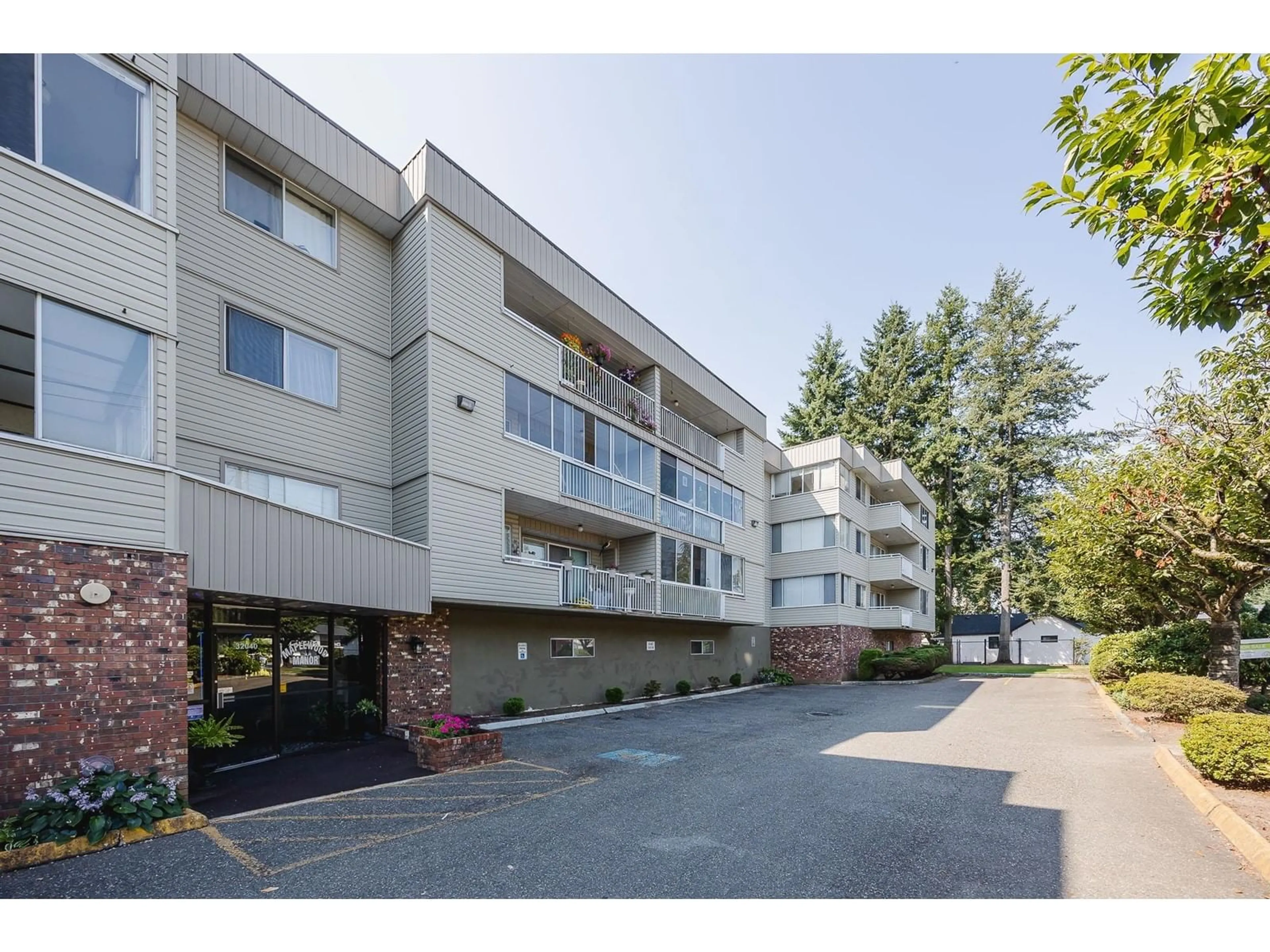 Patio, unknown for 210 - 32040 TIMS, Abbotsford British Columbia V2T2H2