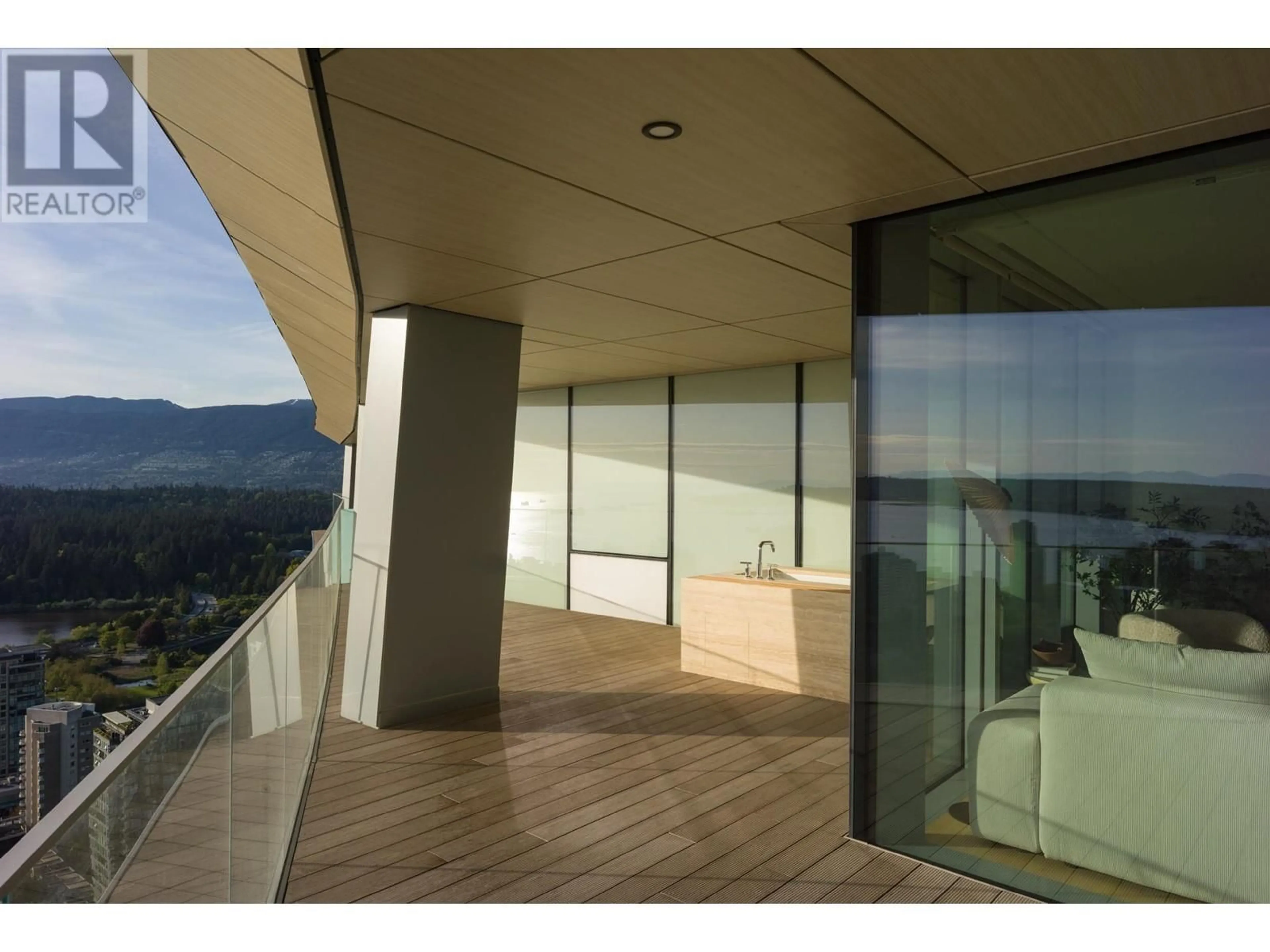 Indoor foyer for 3902 - 1568 ALBERNI STREET, Vancouver British Columbia V6G0E3
