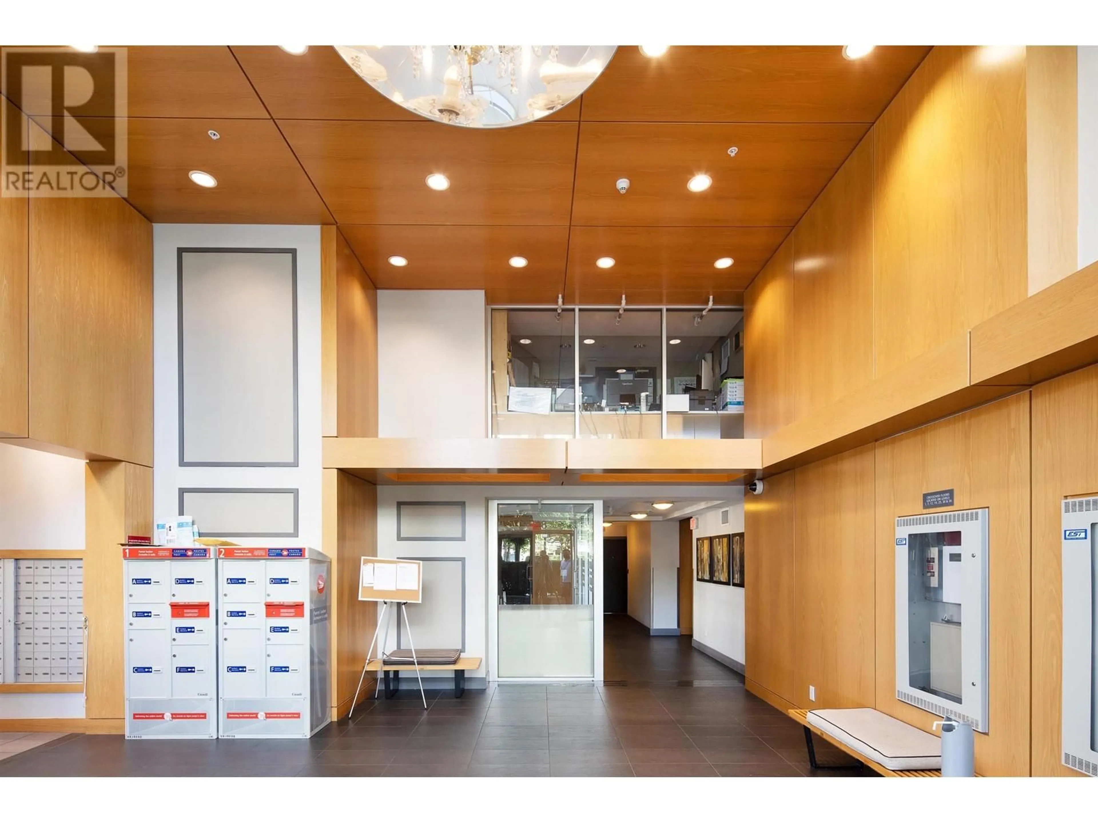 Indoor foyer for 2905 - 9888 CAMERON STREET, Burnaby British Columbia V3J0A4