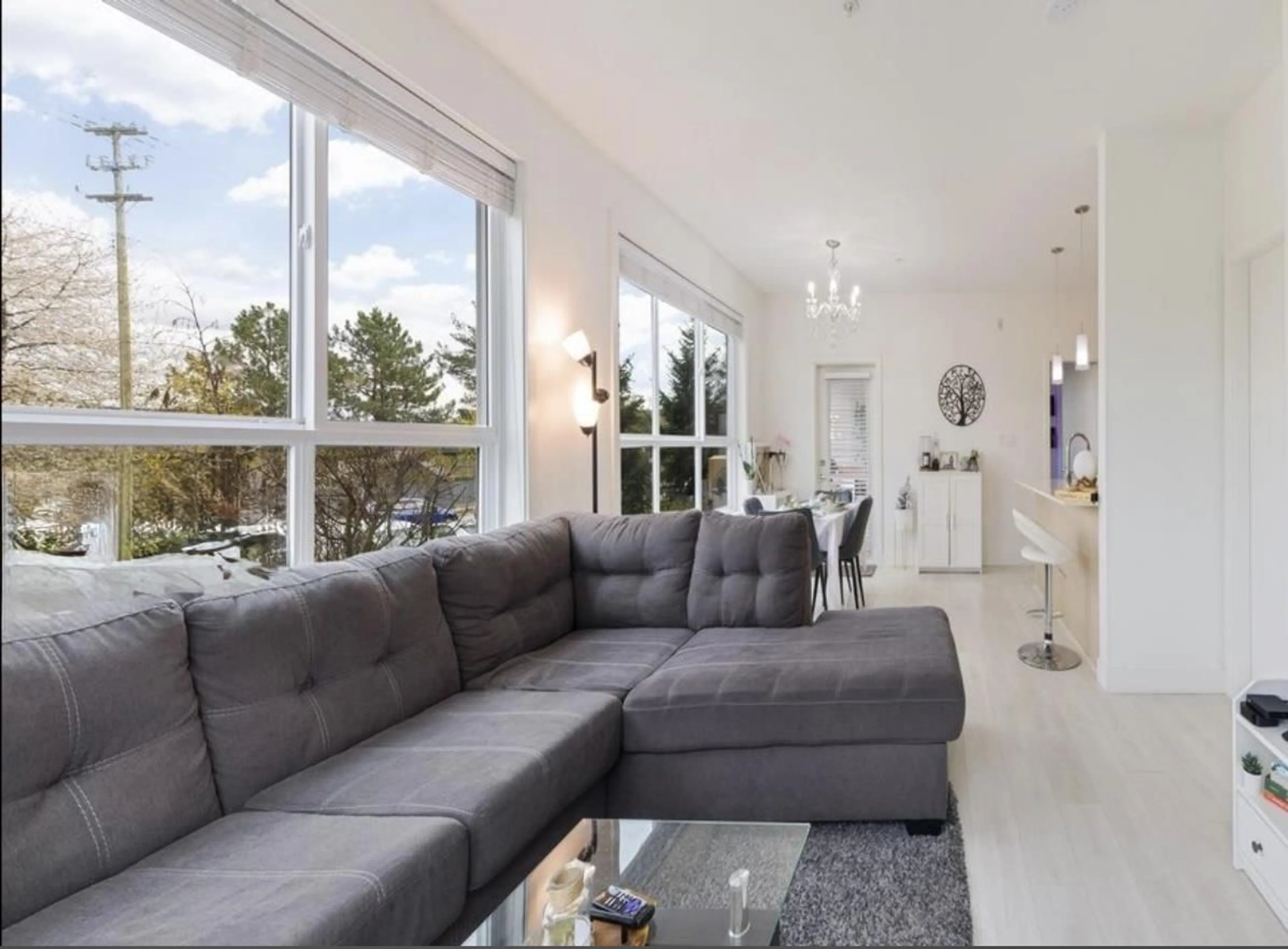 Living room with furniture, unknown for 108 - 6438 195A, Surrey British Columbia V4N6R5