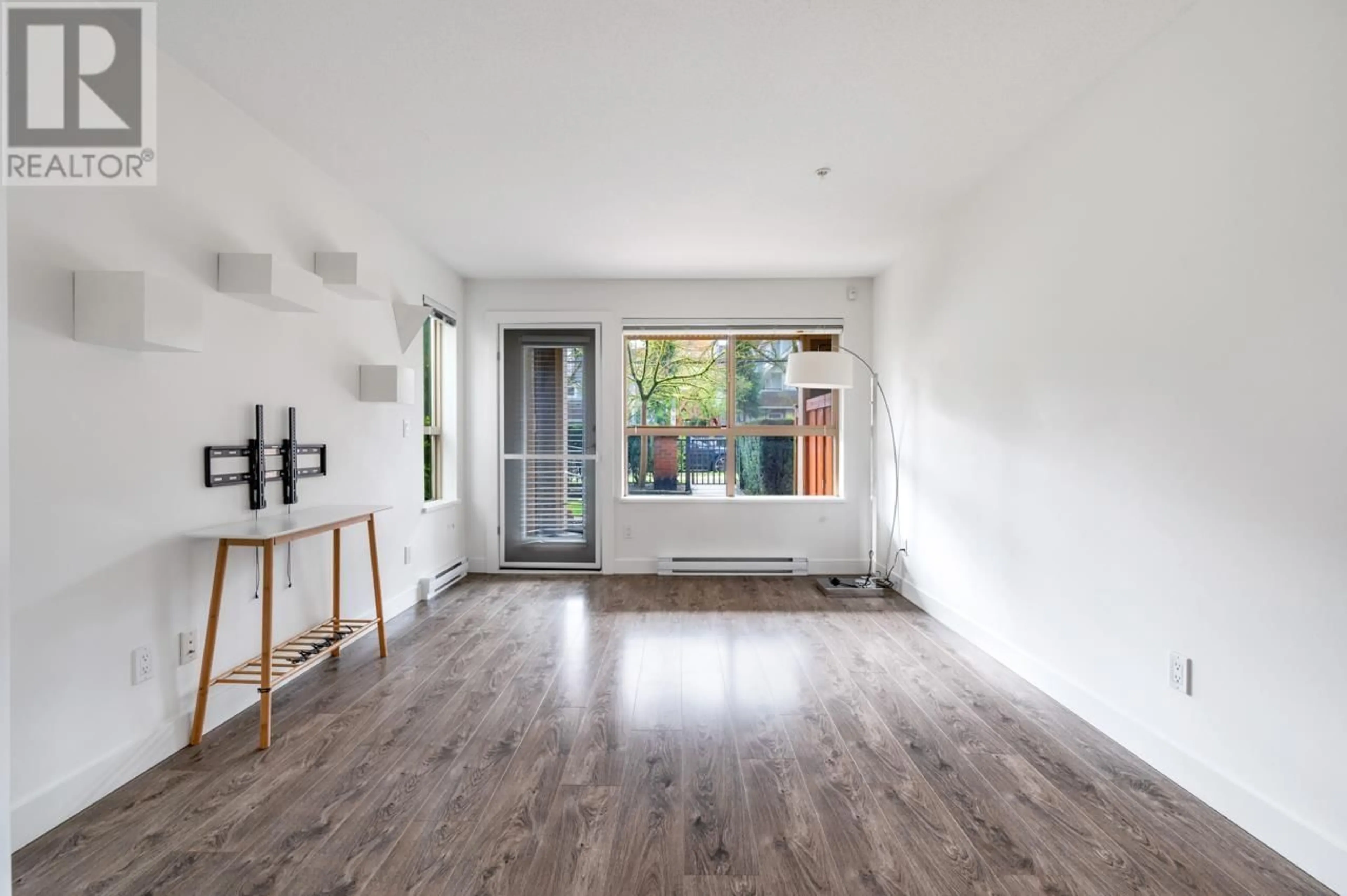 A pic of a room for 108 - 7131 STRIDE AVENUE, Burnaby British Columbia V3N0E3