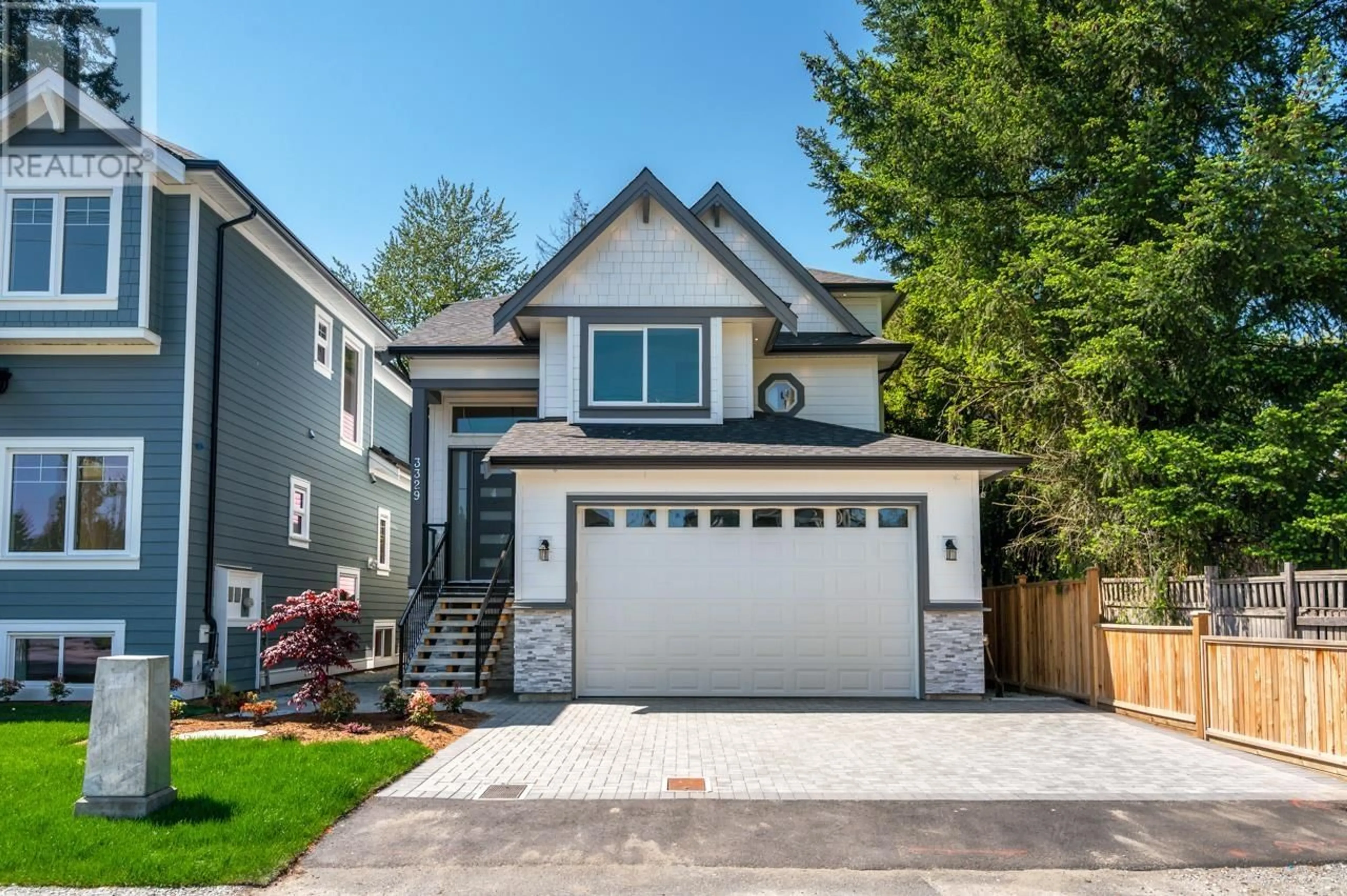Home with vinyl exterior material, street for 3329 OXFORD STREET, Port Coquitlam British Columbia V3B4C9