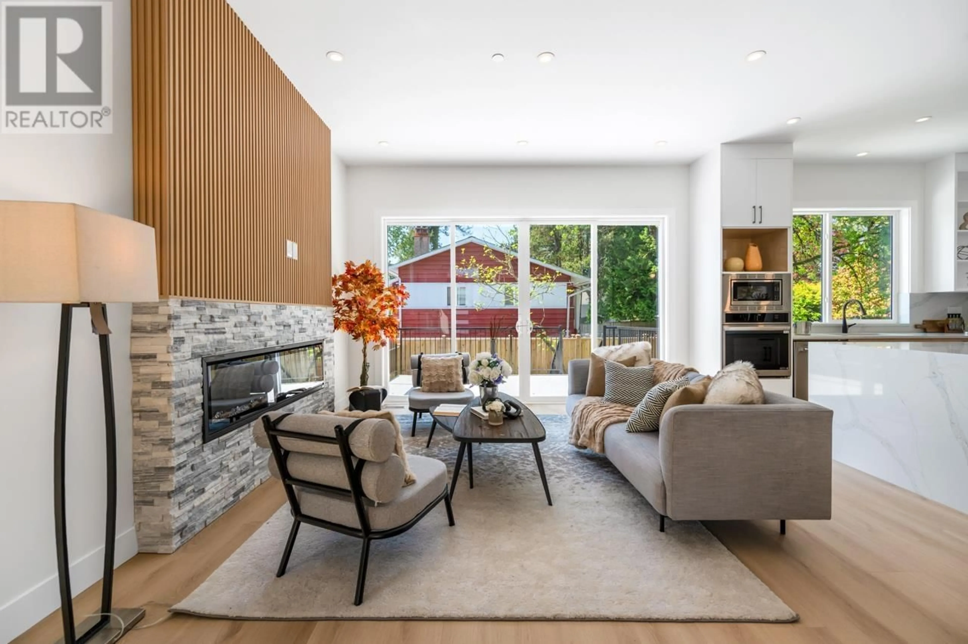 Living room with furniture, unknown for 3329 OXFORD STREET, Port Coquitlam British Columbia V3B4C9