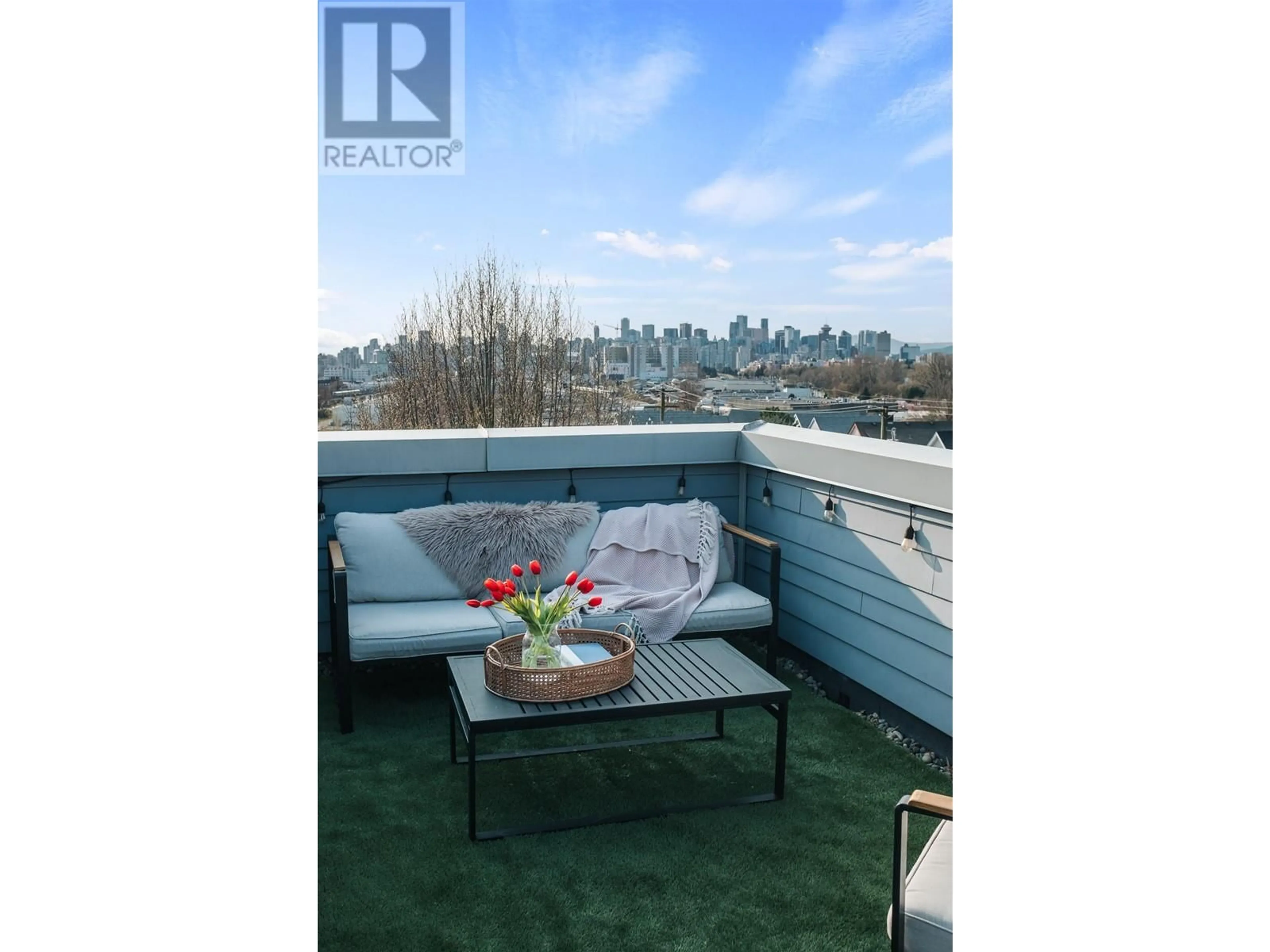 Patio, water/lake/river/ocean view for 1688 MCLEAN DRIVE, Vancouver British Columbia V5L3P3