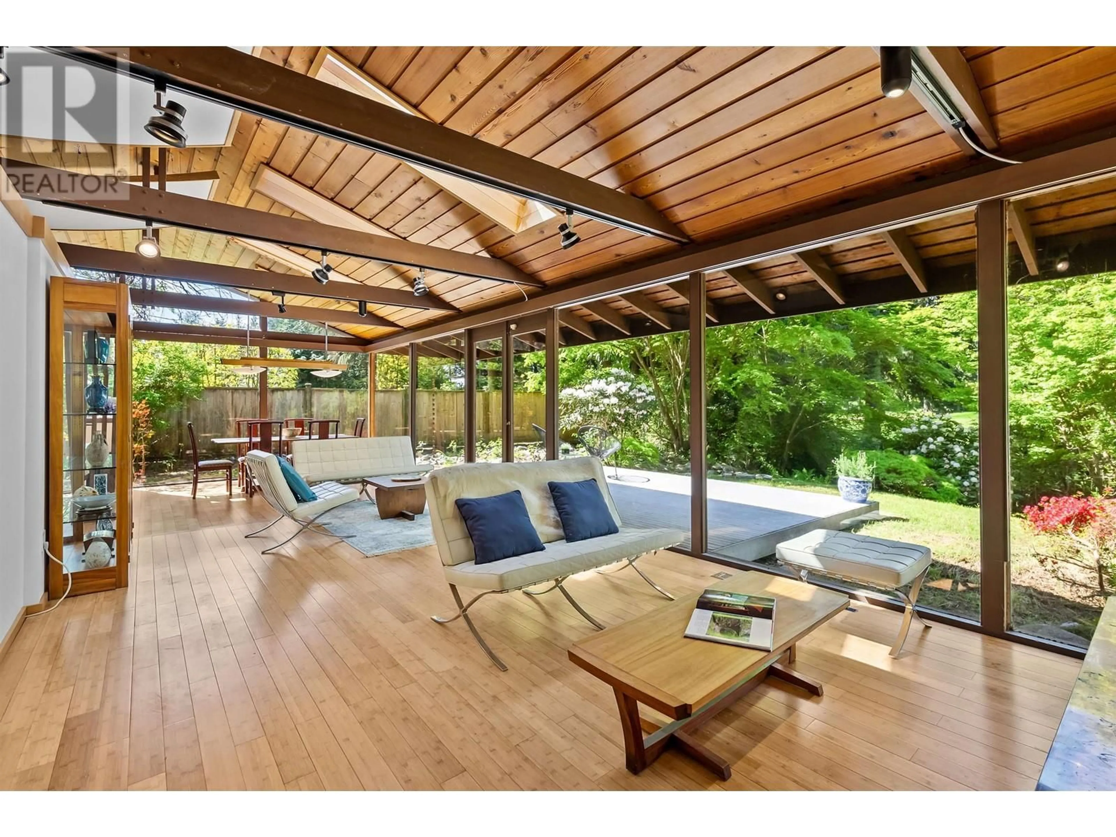 Patio, water/lake/river/ocean view for 119 STEVENS DRIVE, West Vancouver British Columbia V7S1C3