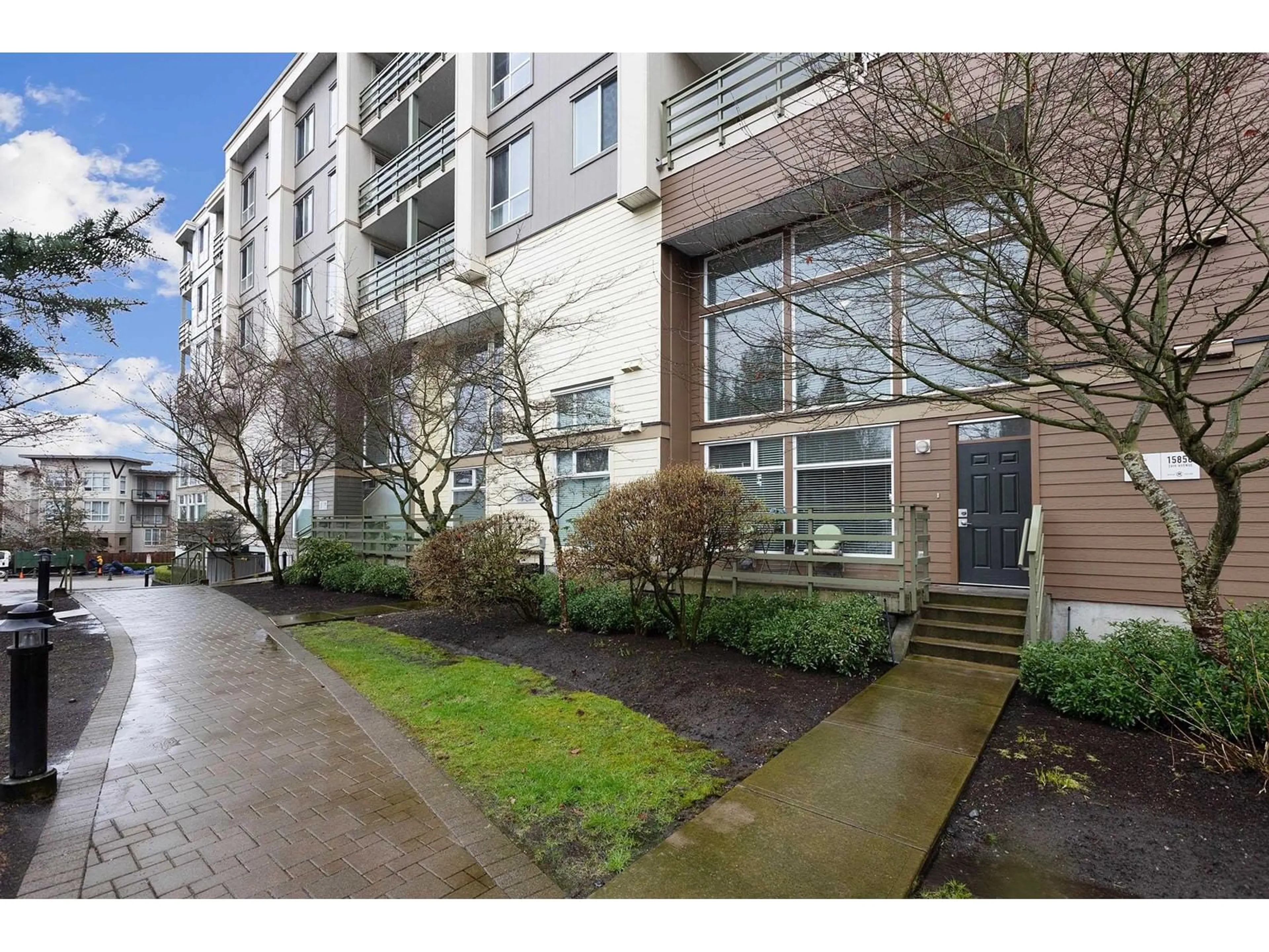 Unknown for 5 - 15850 26, Surrey British Columbia V3Z2N6