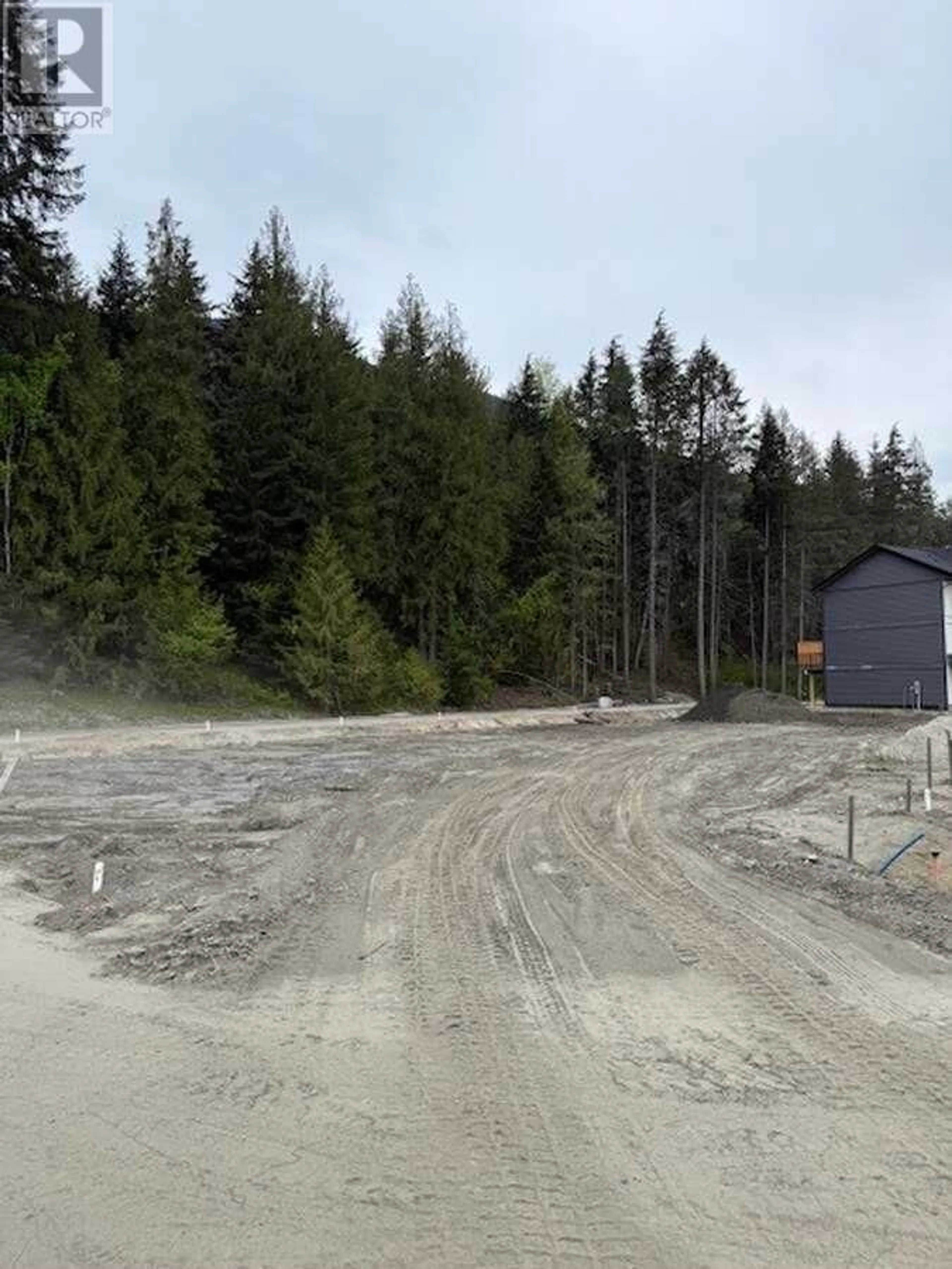 Unknown for 1330 9TH AVENUE, Valemount British Columbia V0E2Z0