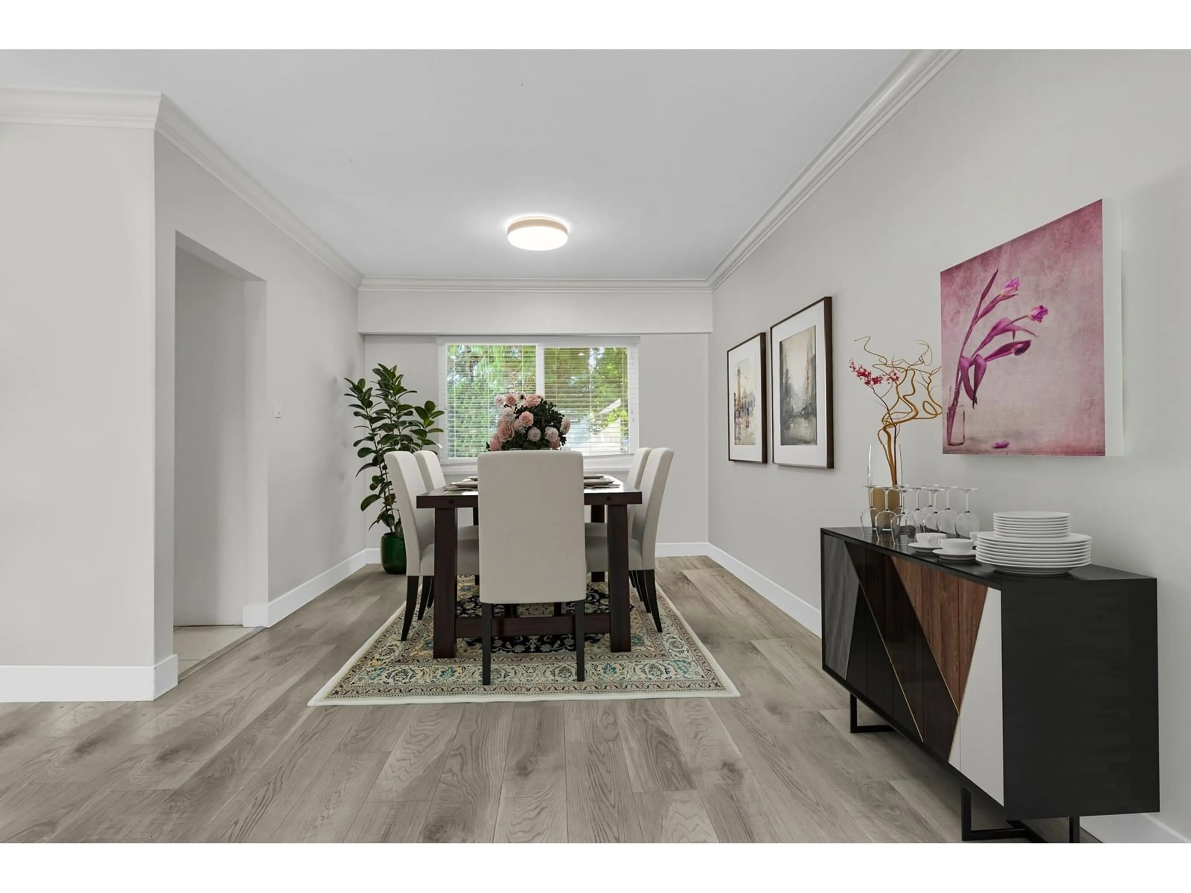 Dining room, wood/laminate floor for 12552 99, Surrey British Columbia V3V2P5