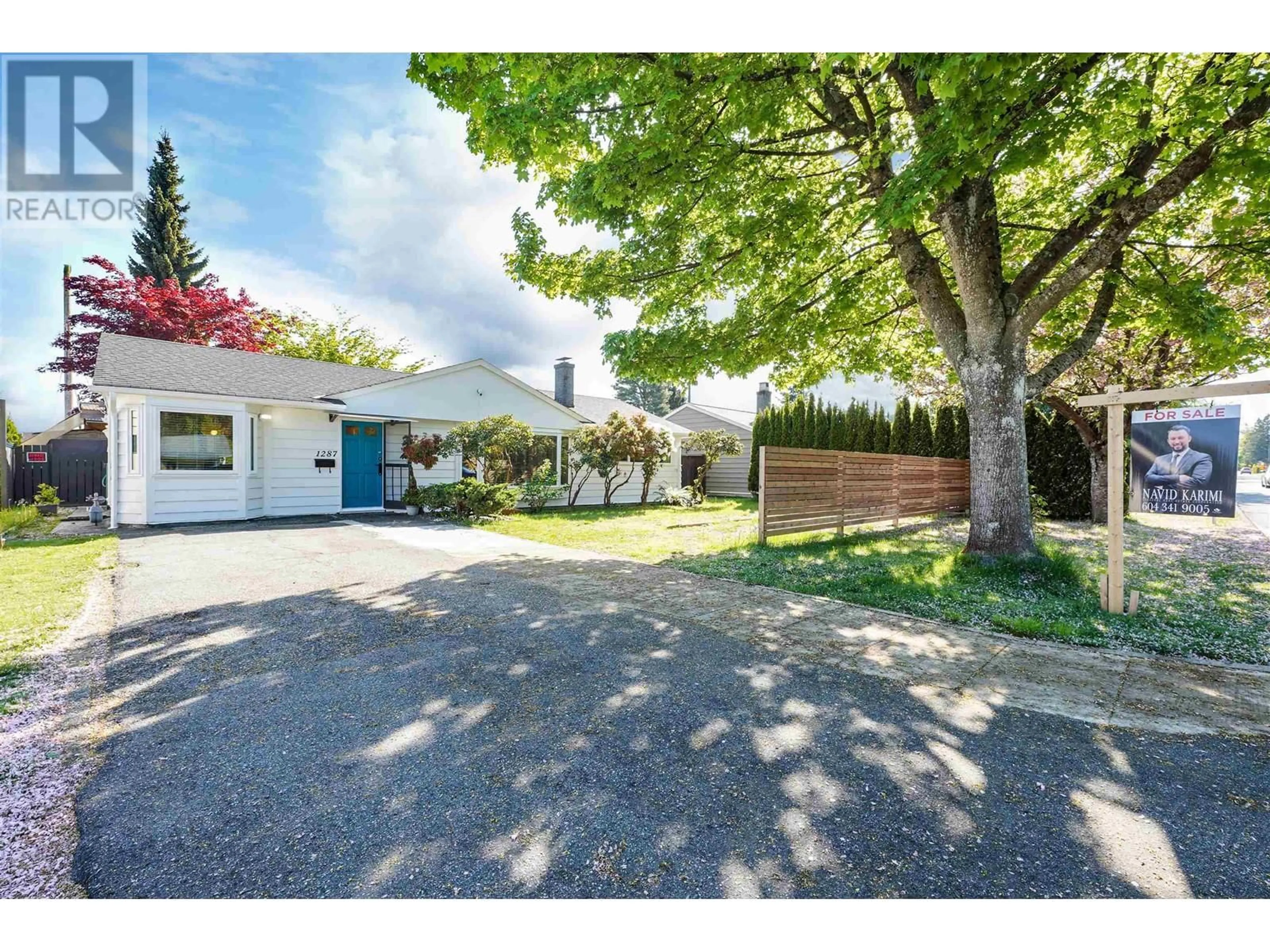A pic from outside/outdoor area/front of a property/back of a property/a pic from drone, street for 1287 15TH STREET, North Vancouver British Columbia V7P1N1
