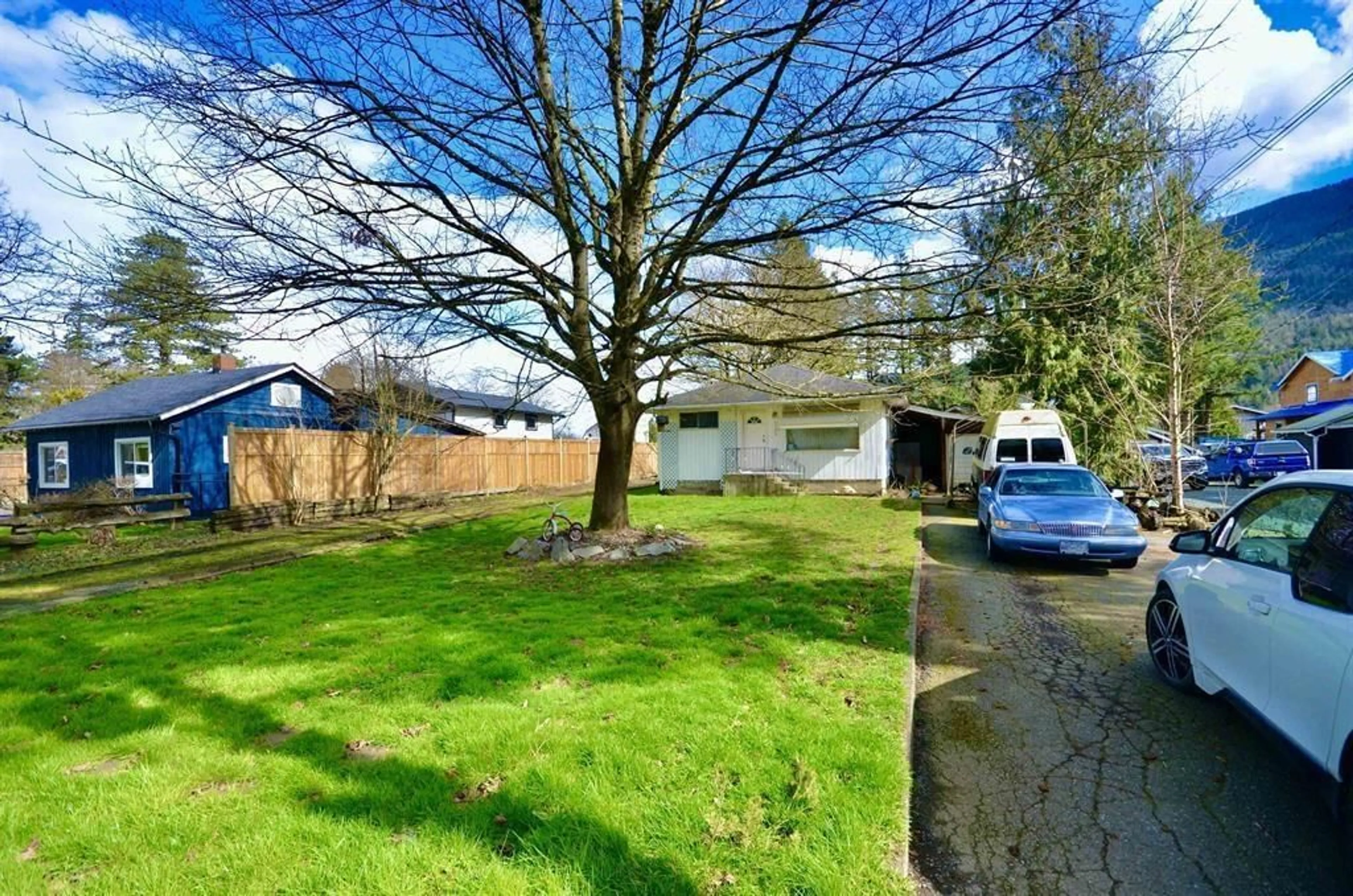 A pic from outside/outdoor area/front of a property/back of a property/a pic from drone, street for 4350 KEHLER STREET, Yarrow British Columbia V2R5E4