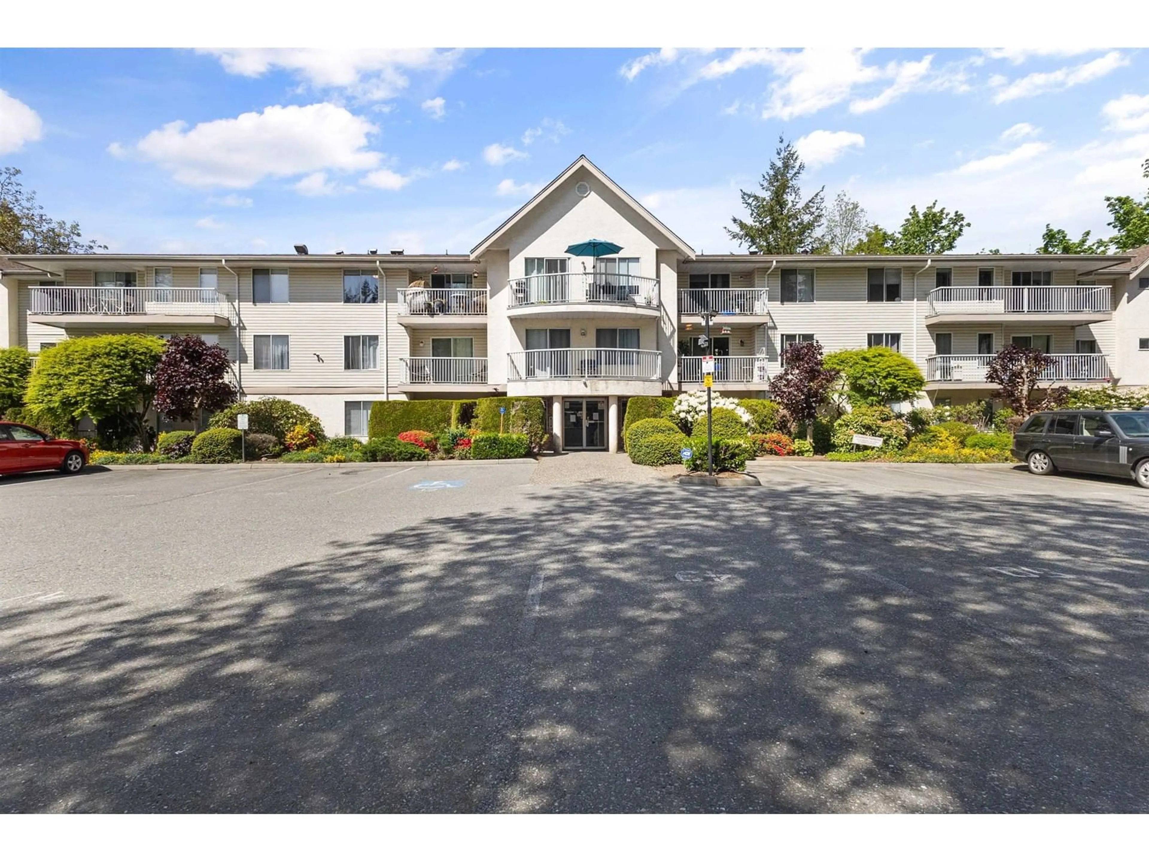 A pic from outside/outdoor area/front of a property/back of a property/a pic from drone, mountain view for 211 - 2130 MCKENZIE, Abbotsford British Columbia V2S3Z8