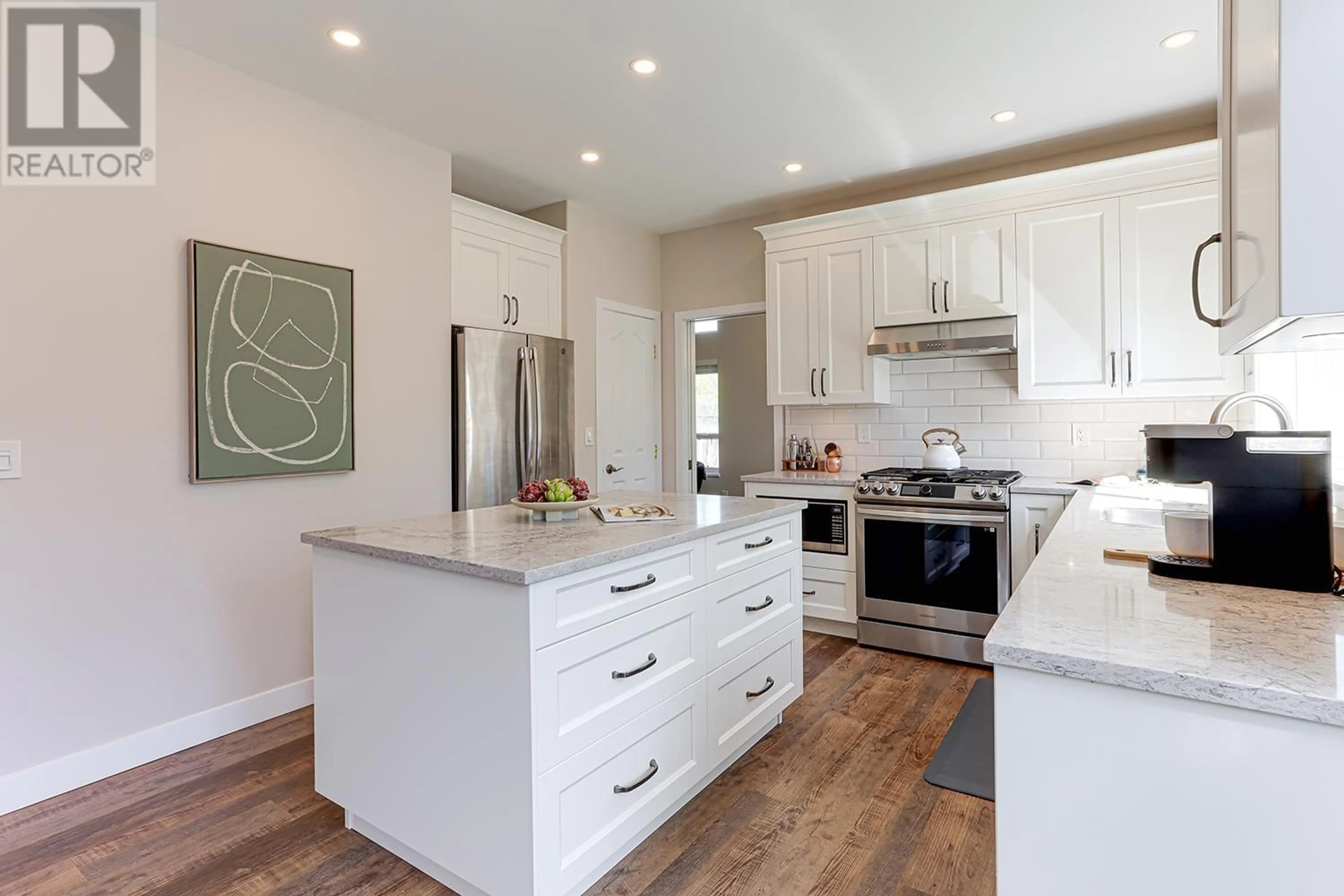 Contemporary kitchen, unknown for 12056 194B STREET, Pitt Meadows British Columbia V3Y2L1