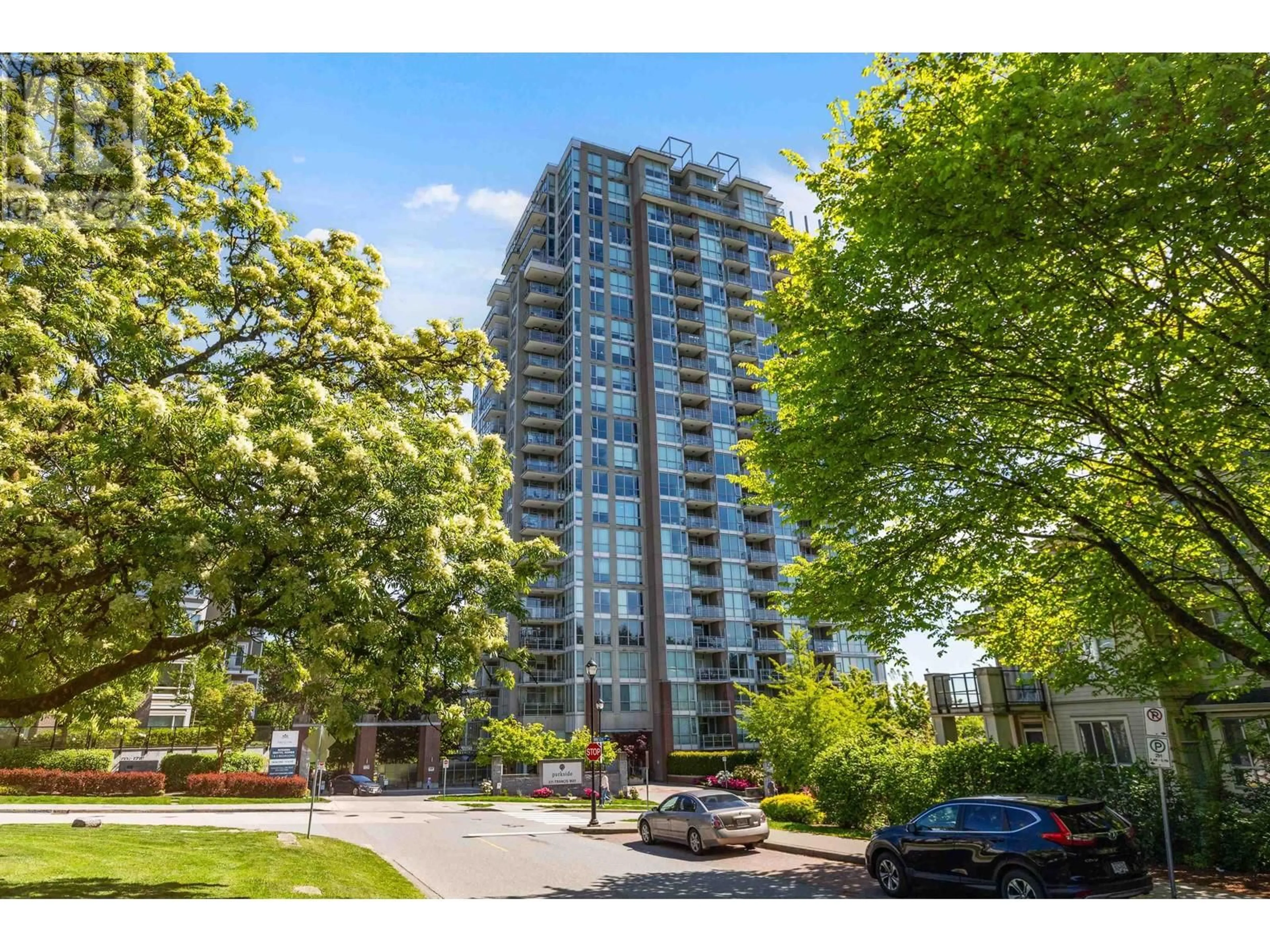 A pic from outside/outdoor area/front of a property/back of a property/a pic from drone, street for 605 - 271 FRANCIS WAY, New Westminster British Columbia V3L0H2