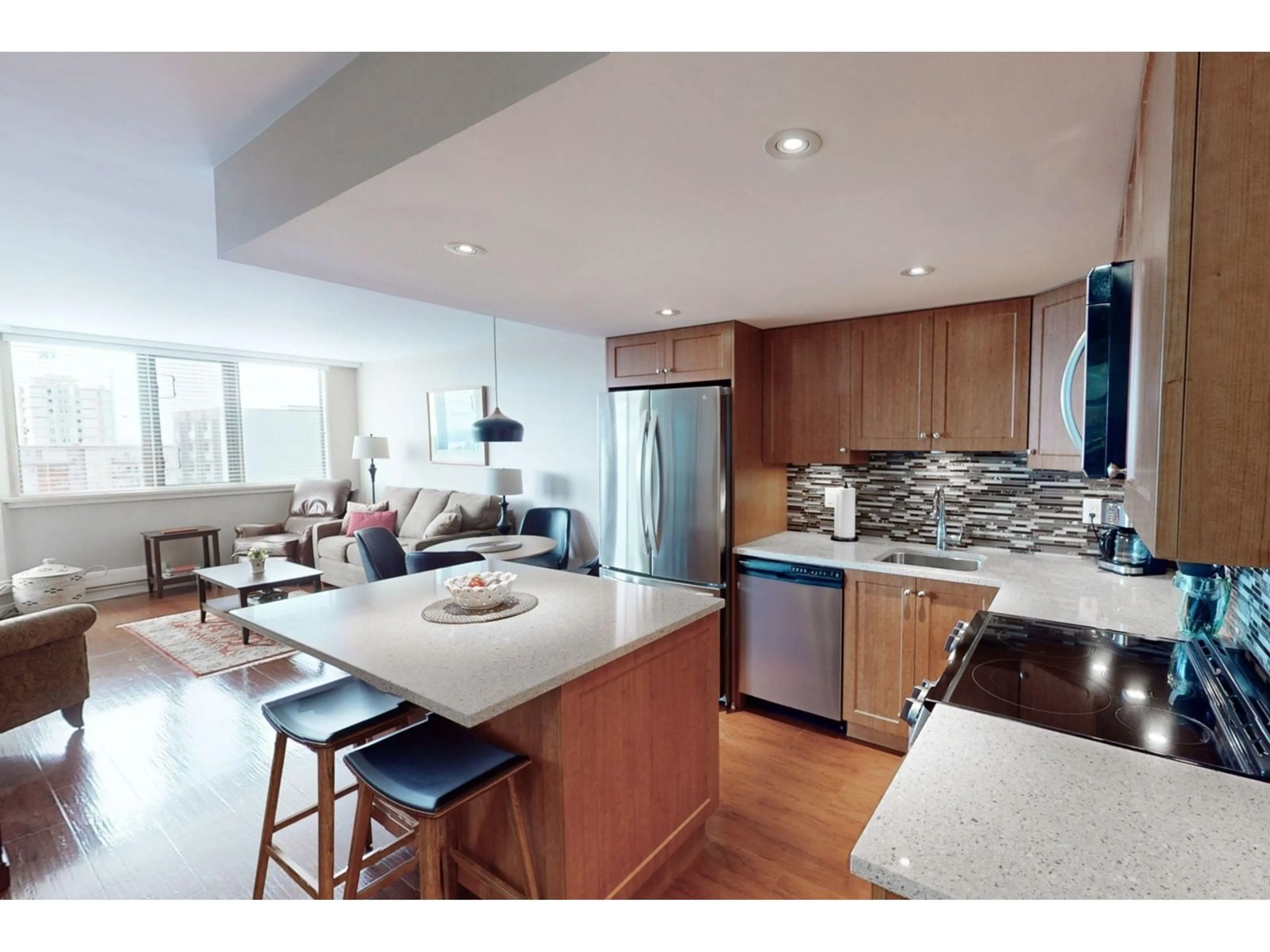 Open concept kitchen, unknown for 604 - 1521 GEORGE STREET, White Rock British Columbia V4B4A4