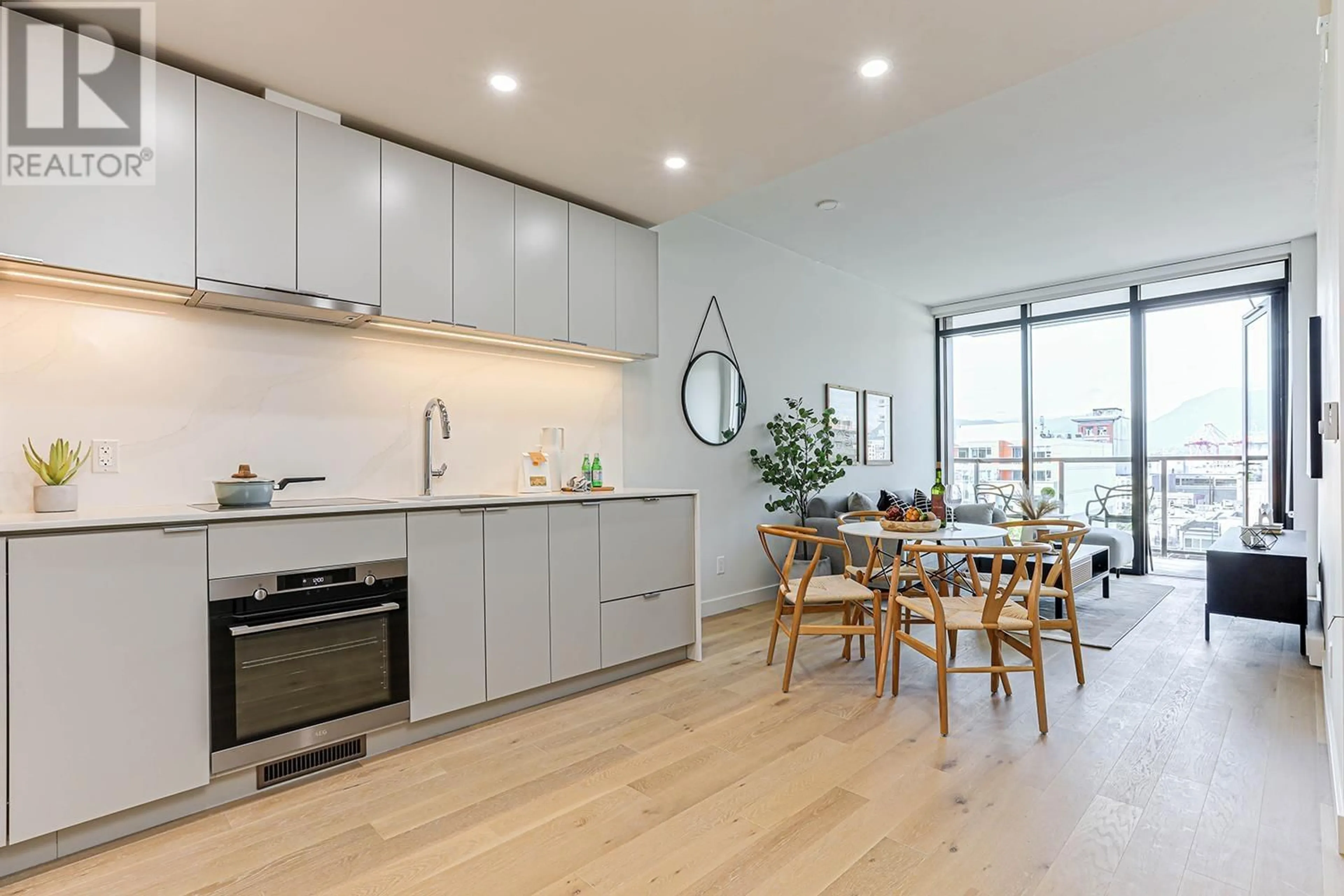 Open concept kitchen, unknown for 707 - 239 KEEFER STREET, Vancouver British Columbia V6A1X6
