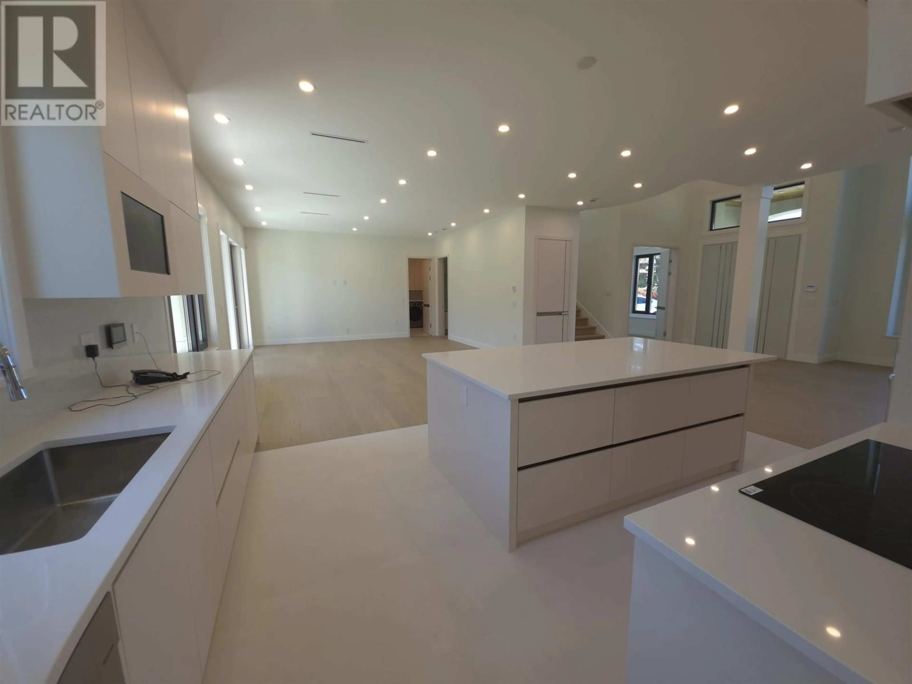 Open concept kitchen, ceramic/tile floor for 3100 SATURNA PLACE, Richmond British Columbia V7C4C5