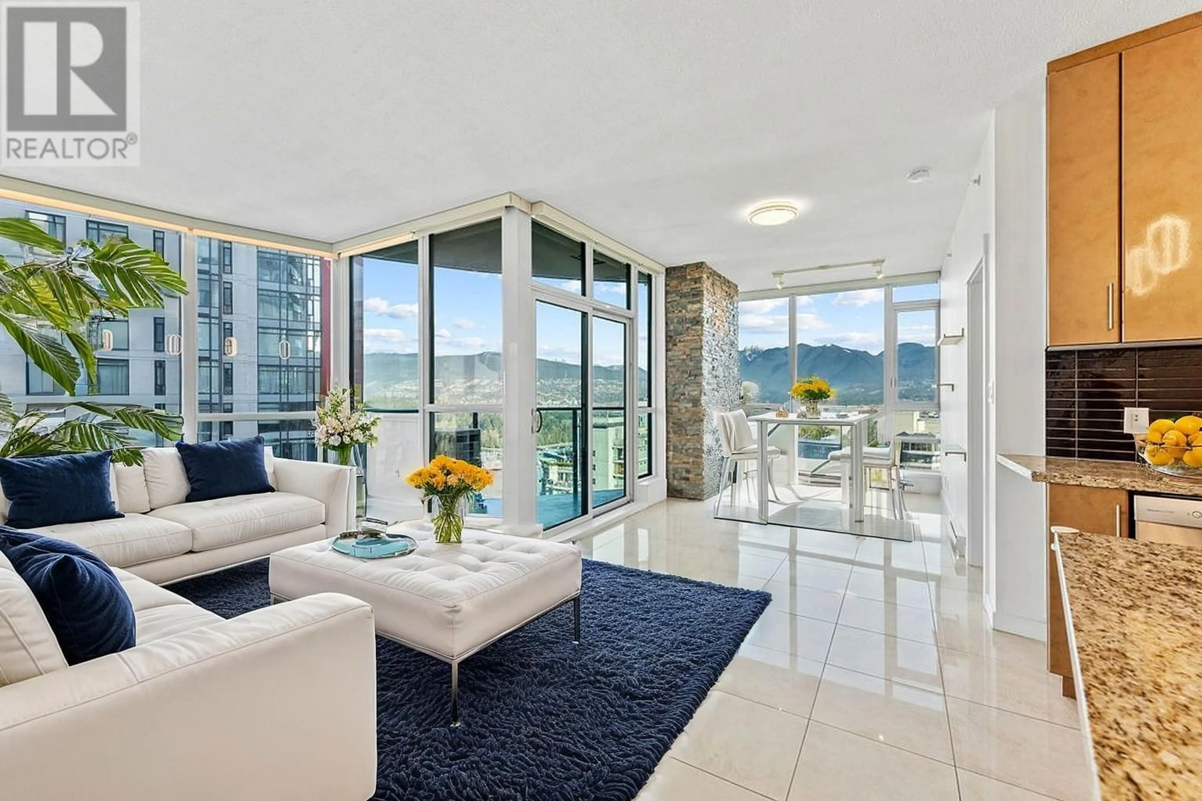 Unknown for 3201 - 1189 MELVILLE STREET, Vancouver British Columbia V6E4T8