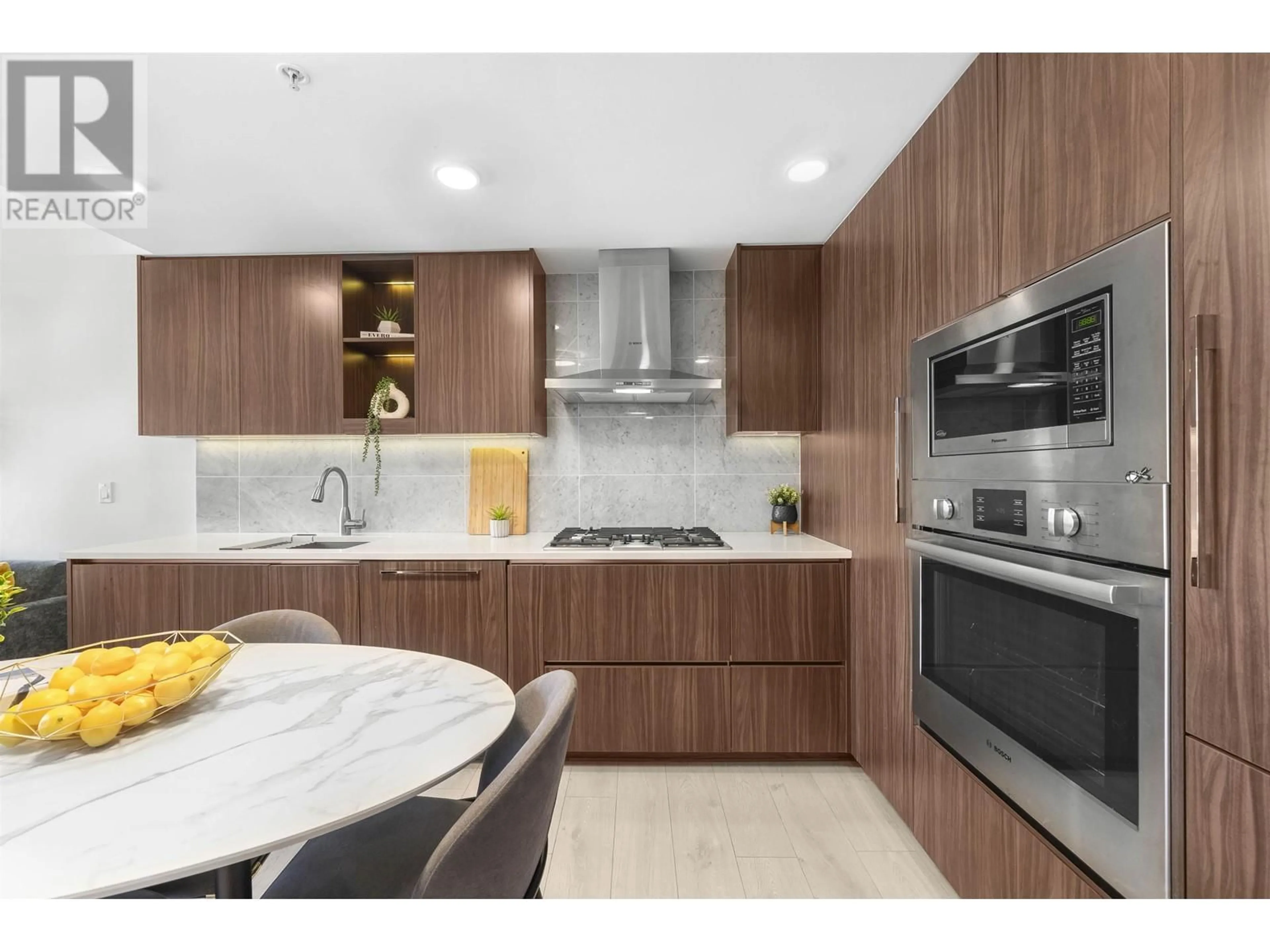 Contemporary kitchen, unknown for 1601 - 3300 KETCHESON ROAD, Richmond British Columbia V6X0S5