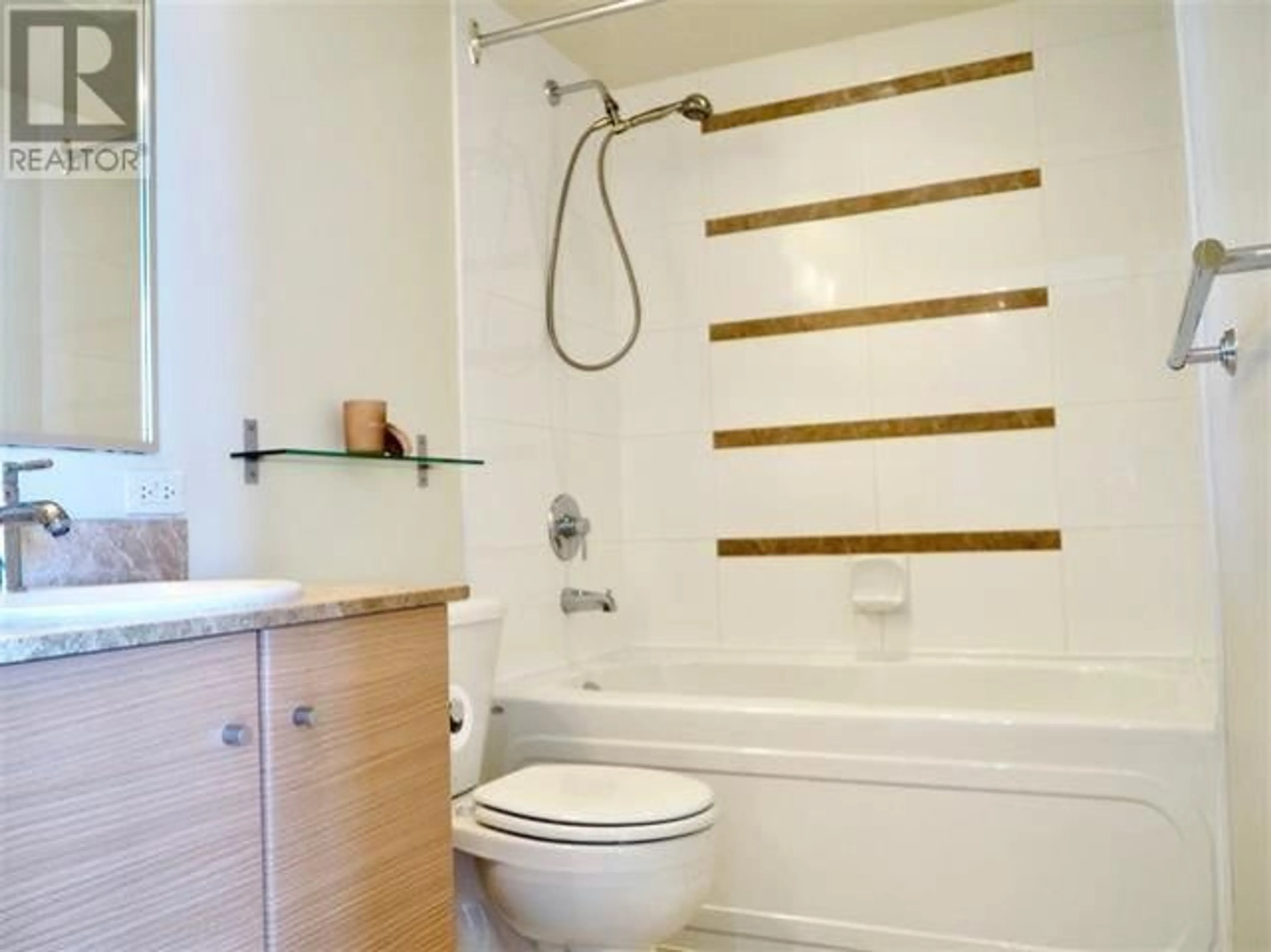 Standard bathroom, unknown for 1804 - 977 MAINLAND STREET, Vancouver British Columbia V6B1T2