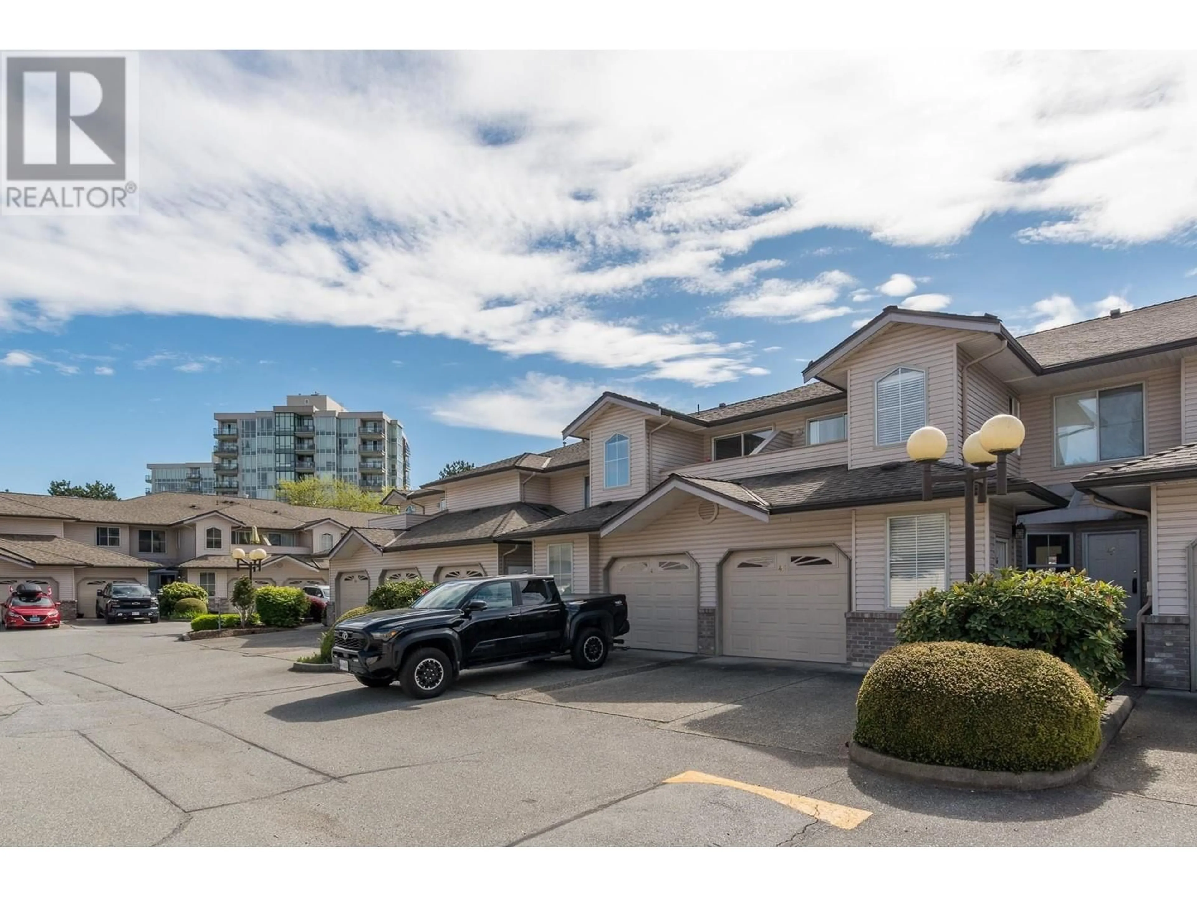 A pic from outside/outdoor area/front of a property/back of a property/a pic from drone, street for 45 - 19060 FORD ROAD, Pitt Meadows British Columbia V3Y2M2