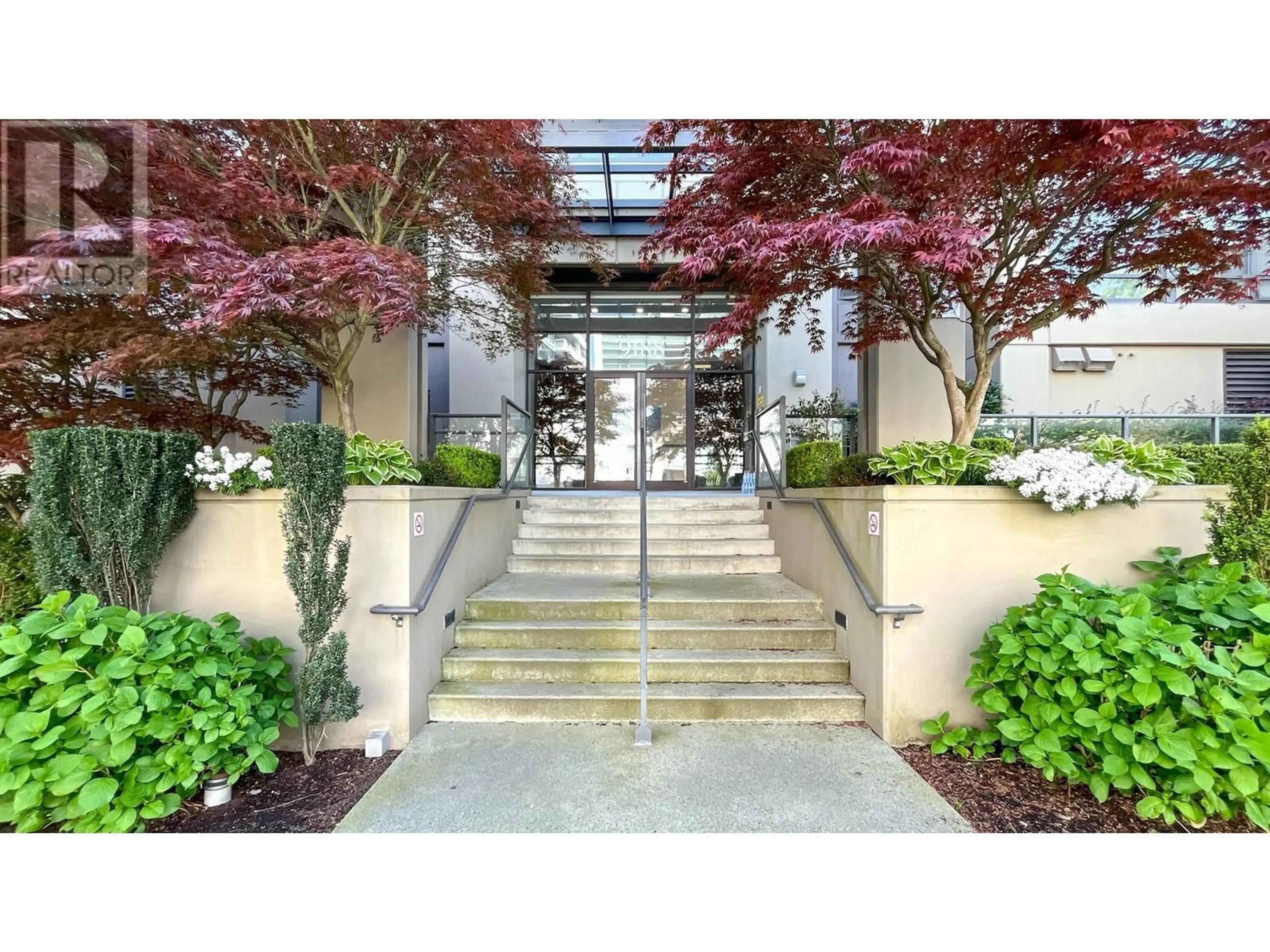 Indoor foyer for 308 - 9188 COOK ROAD, Richmond British Columbia V6Y4M1