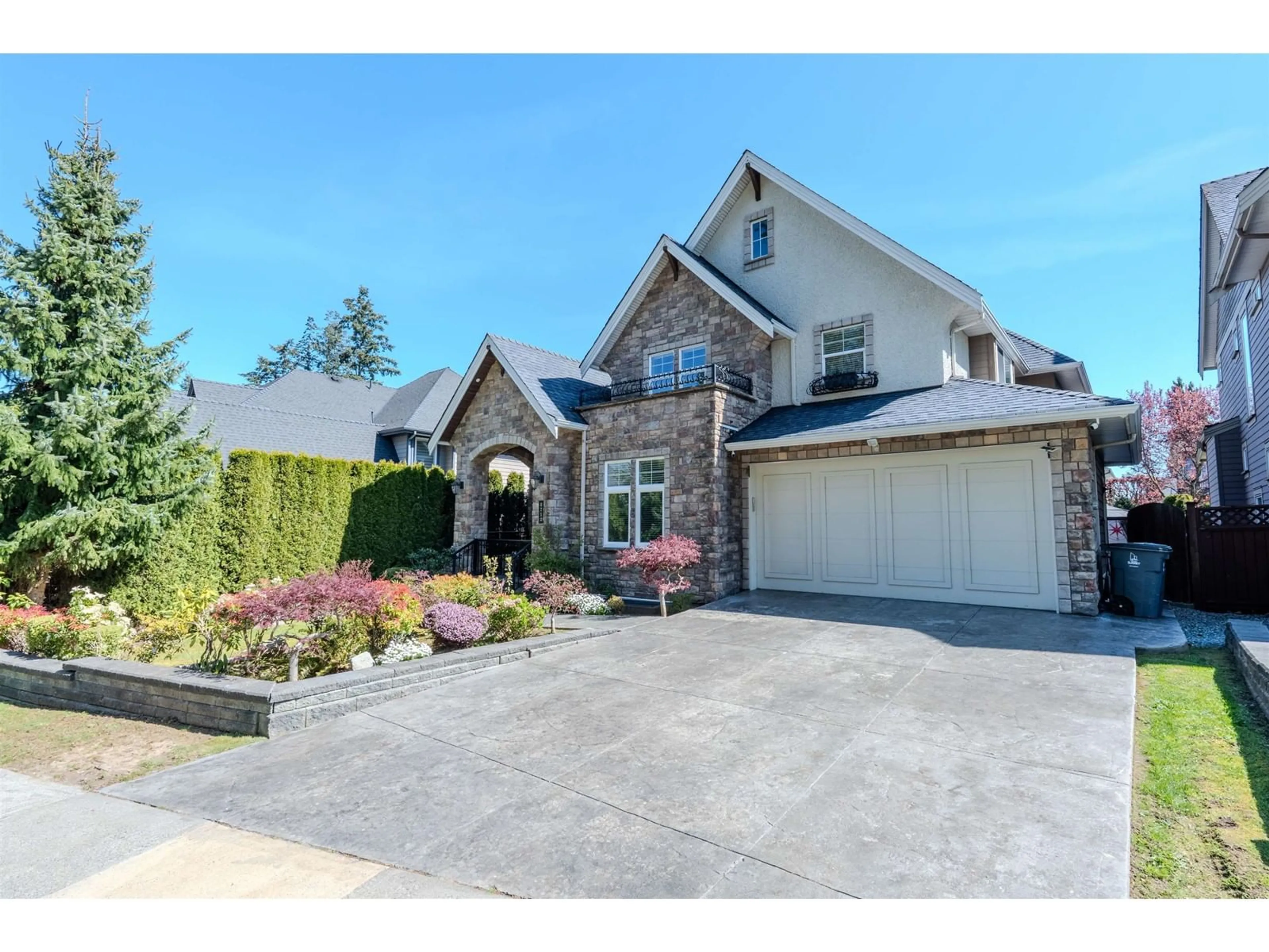 Home with brick exterior material, street for 2712 163A, Surrey British Columbia V3Z6R8