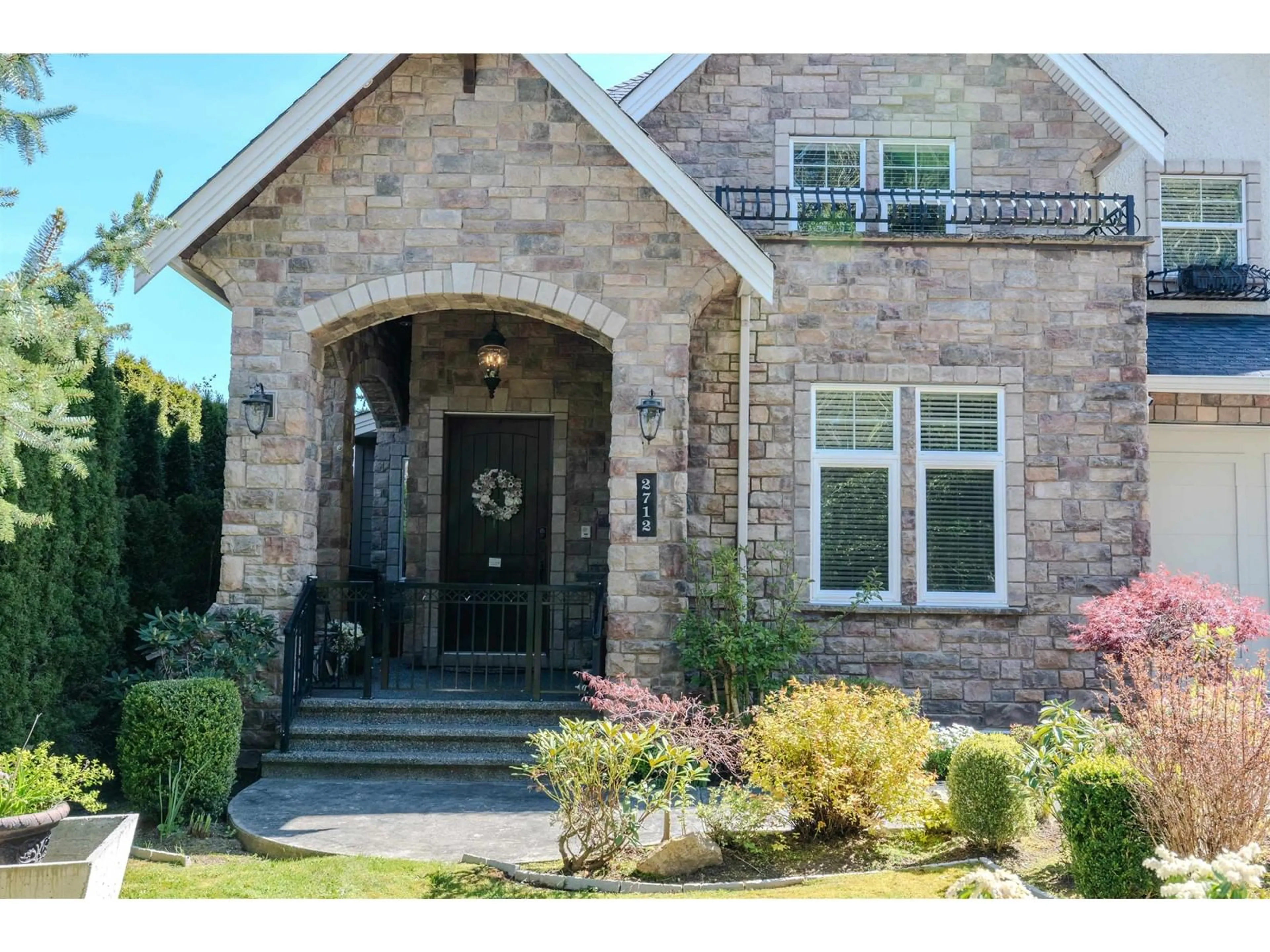 Home with brick exterior material, street for 2712 163A, Surrey British Columbia V3Z6R8