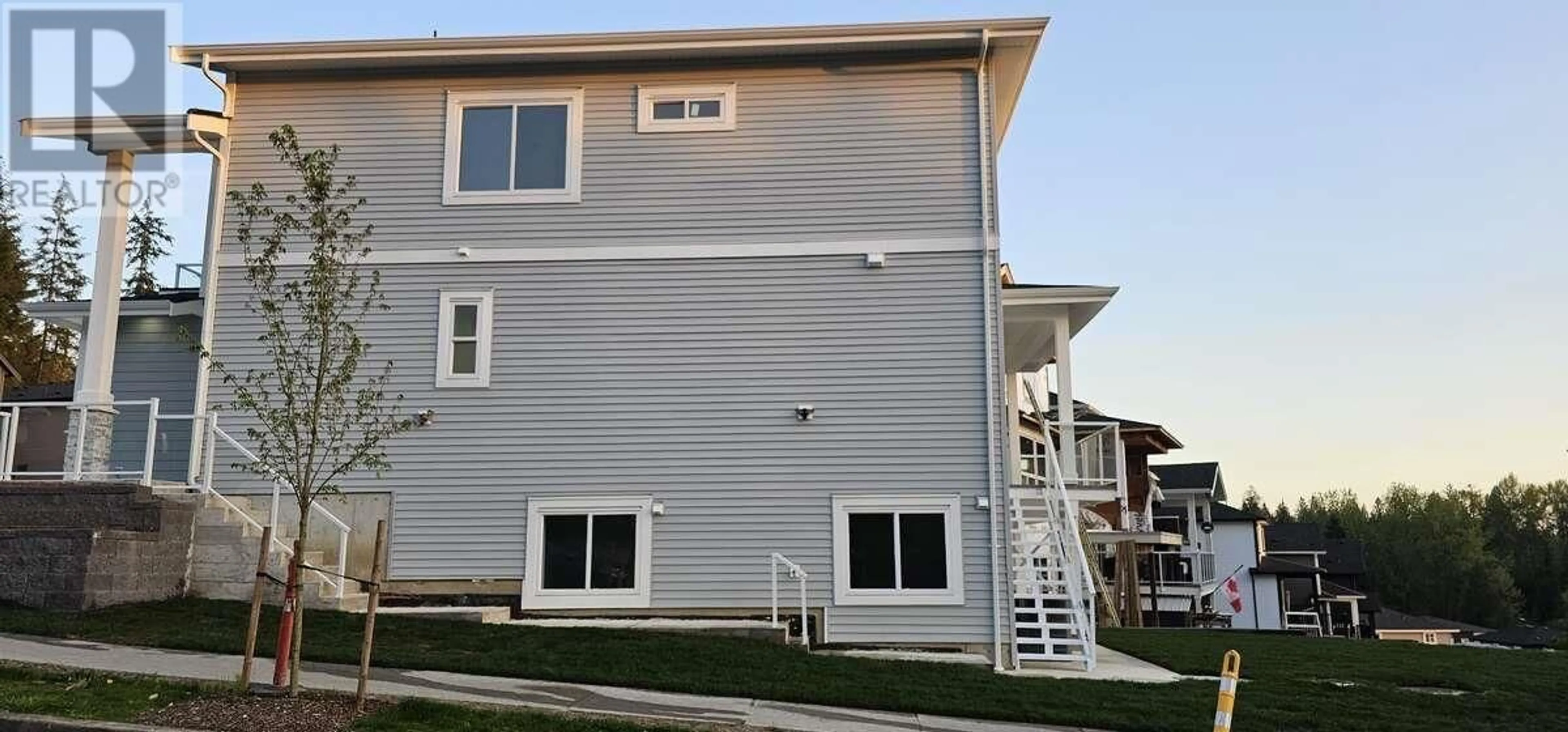 Home with vinyl exterior material, building for 13593 BIRDTAIL DRIVE, Maple Ridge British Columbia V4R0J2
