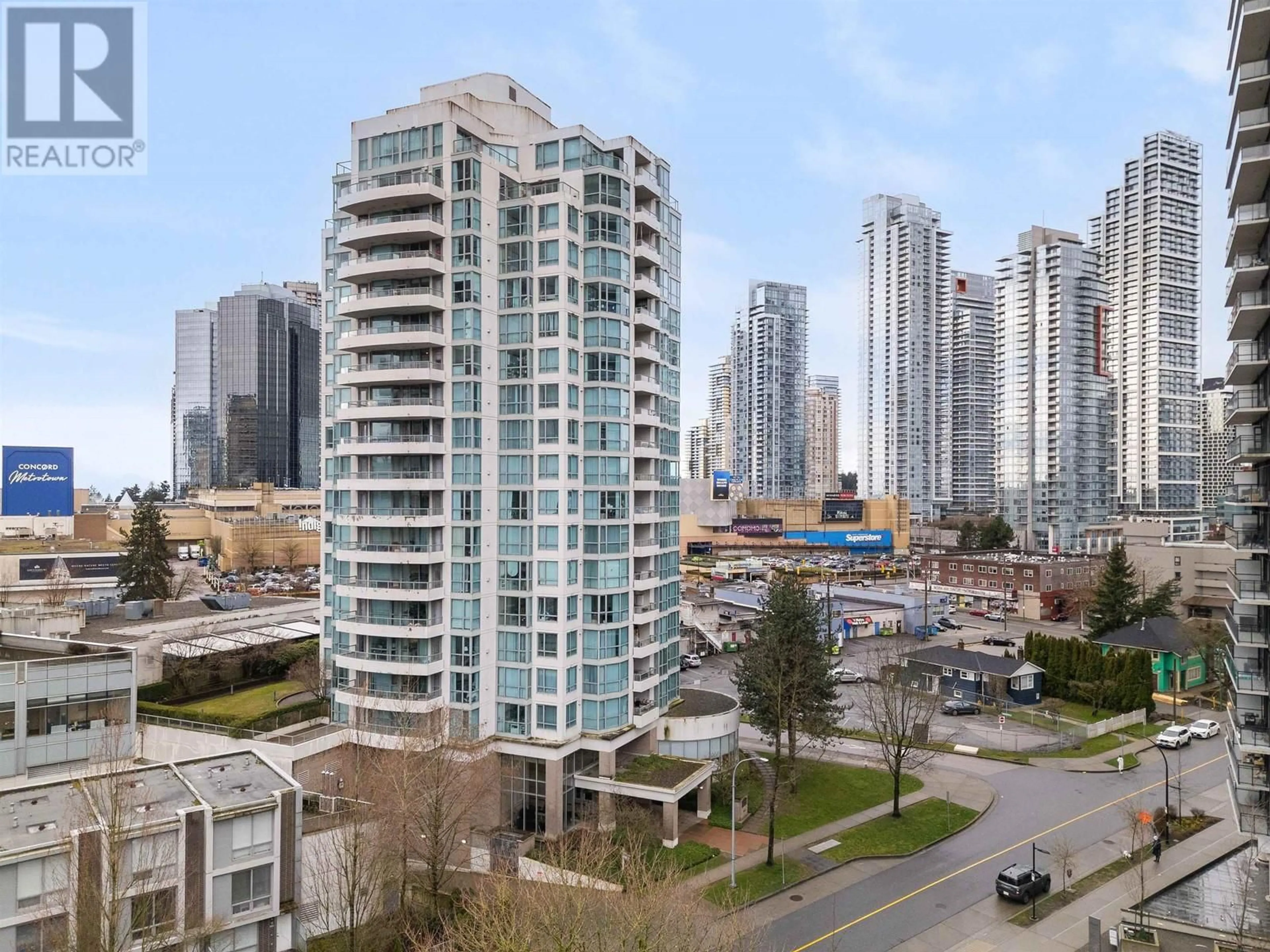 A pic from outside/outdoor area/front of a property/back of a property/a pic from drone, city buildings view from balcony for 305 - 4788 HAZEL STREET, Burnaby British Columbia V5H4V9
