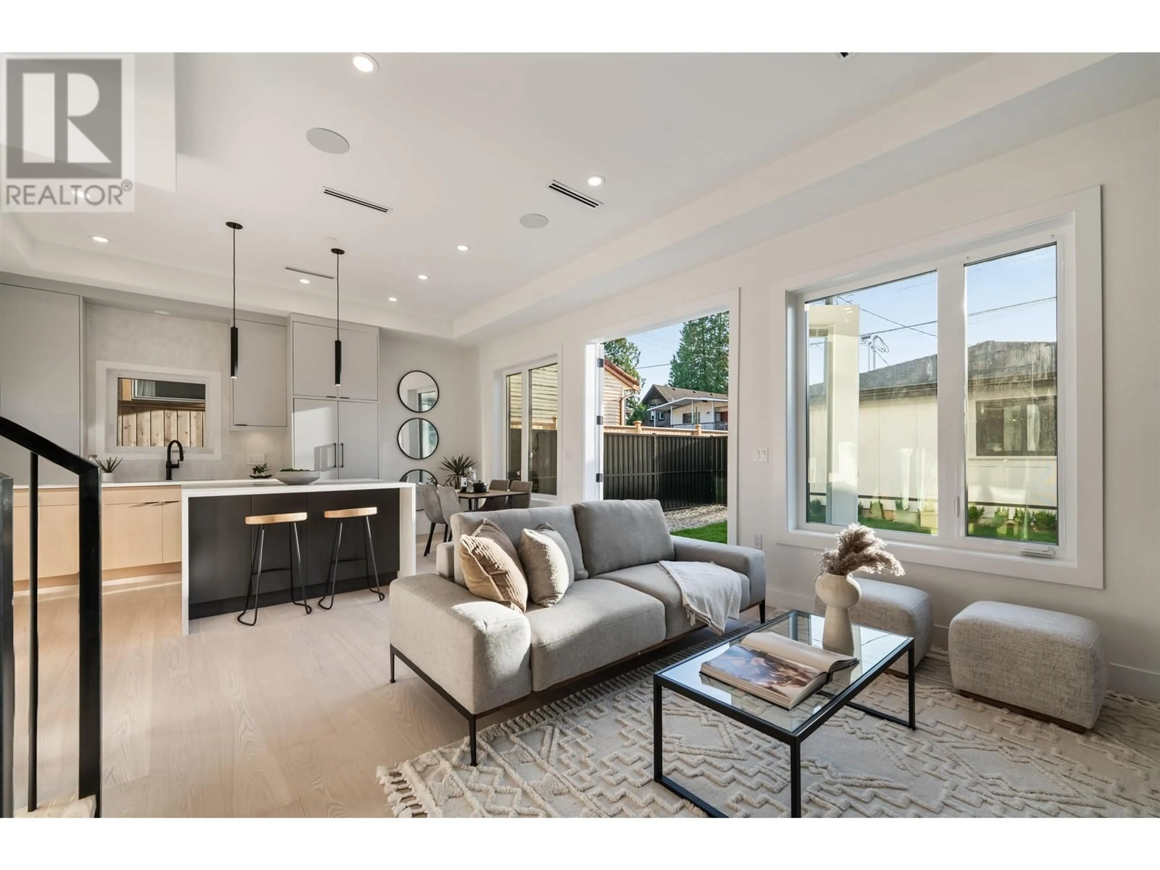Open concept kitchen, unknown for 2 - 1259 RENFREW STREET, Vancouver British Columbia V5K4C2