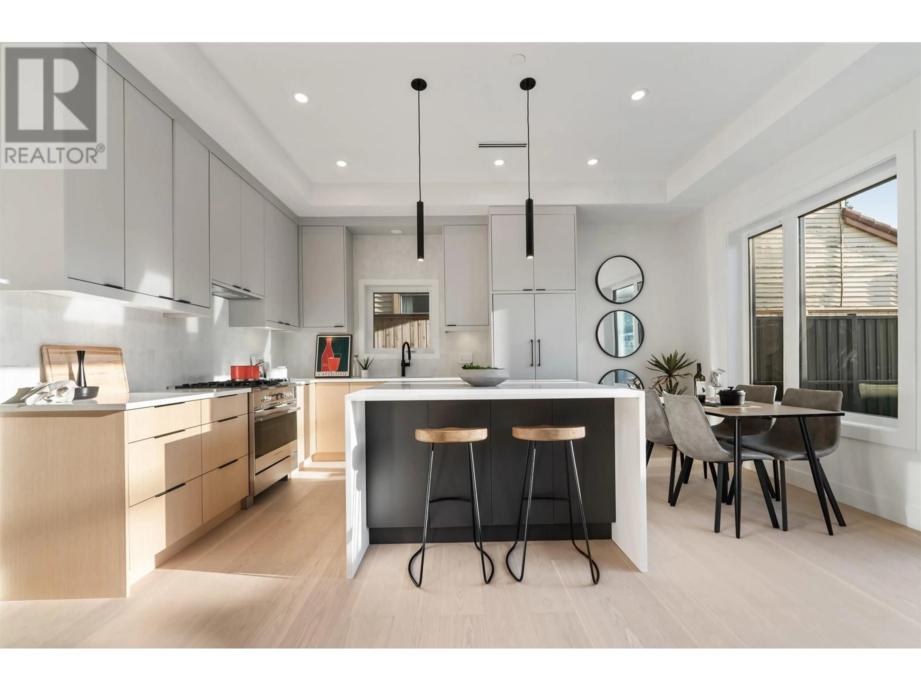 Open concept kitchen, unknown for 2 - 1259 RENFREW STREET, Vancouver British Columbia V5K4C2