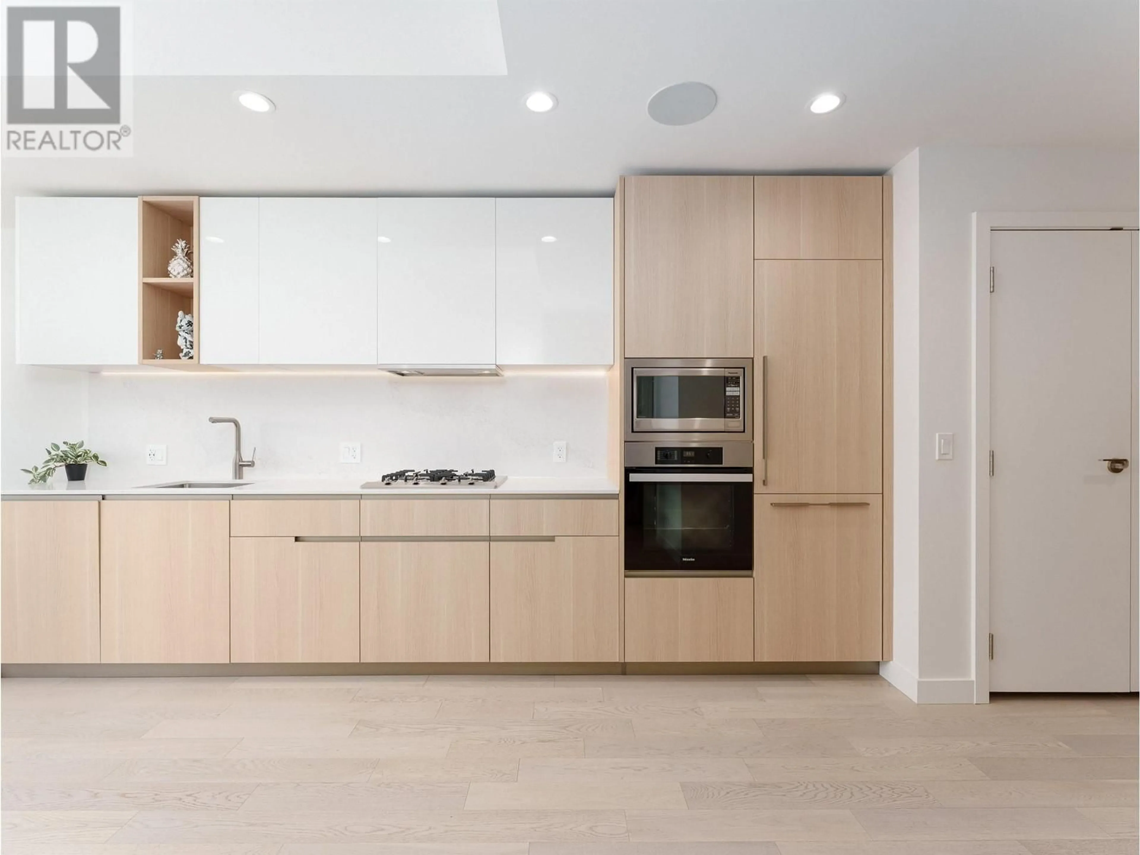 Contemporary kitchen, unknown for 711 - 6833 PEARSON WAY, Richmond British Columbia V7C0E8
