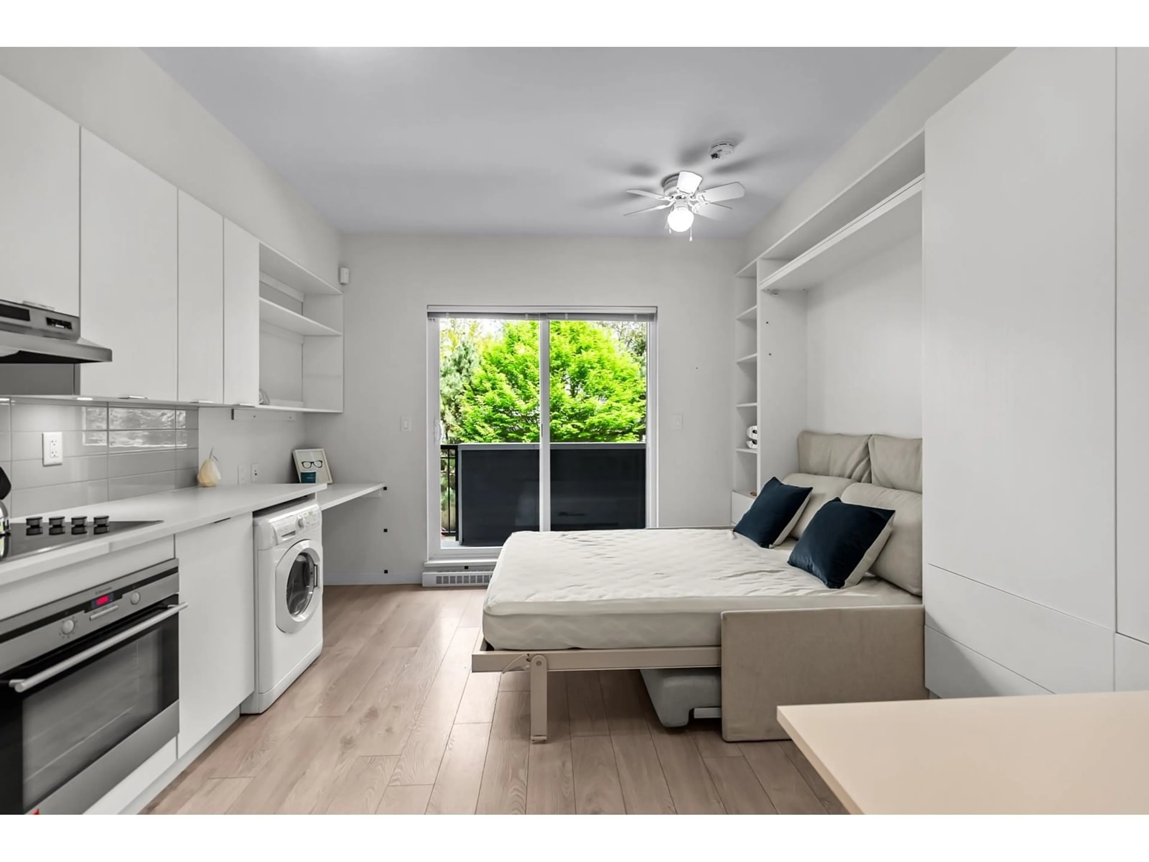 Unknown for 206 - 13678 GROSVENOR, Surrey British Columbia V3R5E2