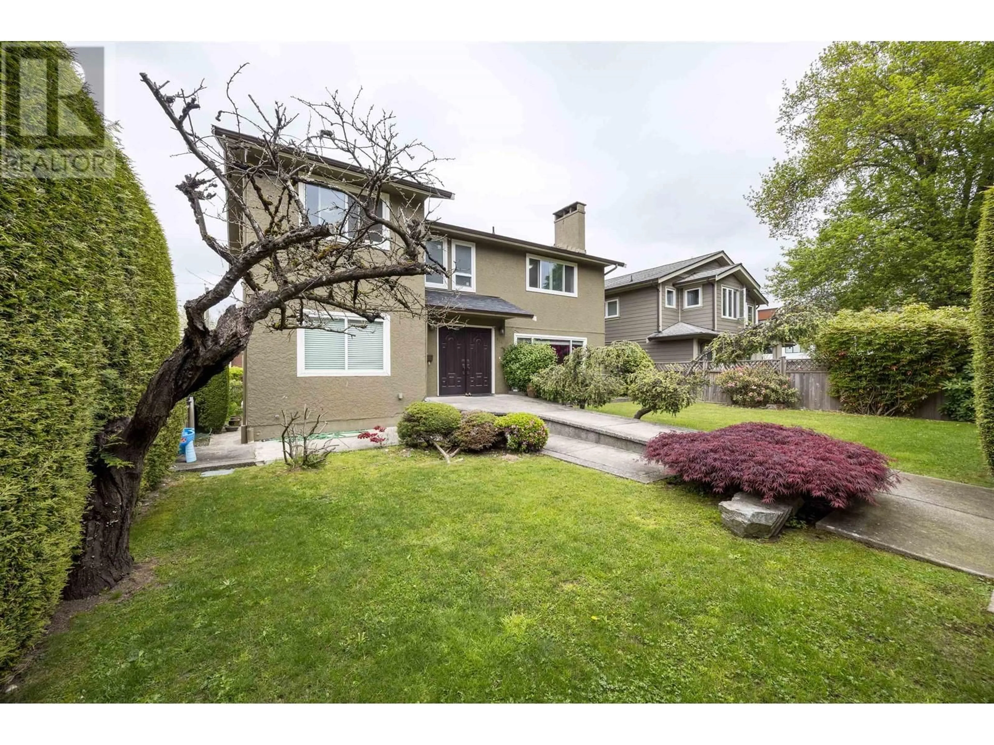 Unknown for 915 33RD AVENUE, Vancouver British Columbia V5Z2K6