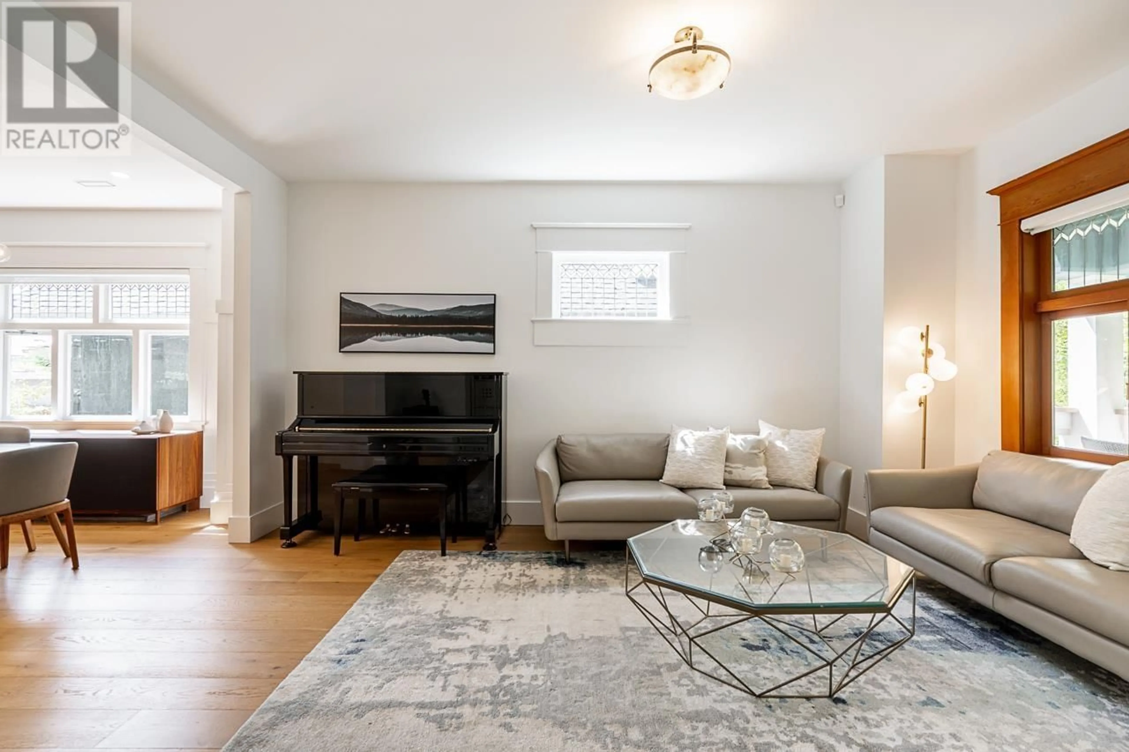 Living room with furniture, unknown for 456 18TH AVENUE, Vancouver British Columbia V5Y2B1