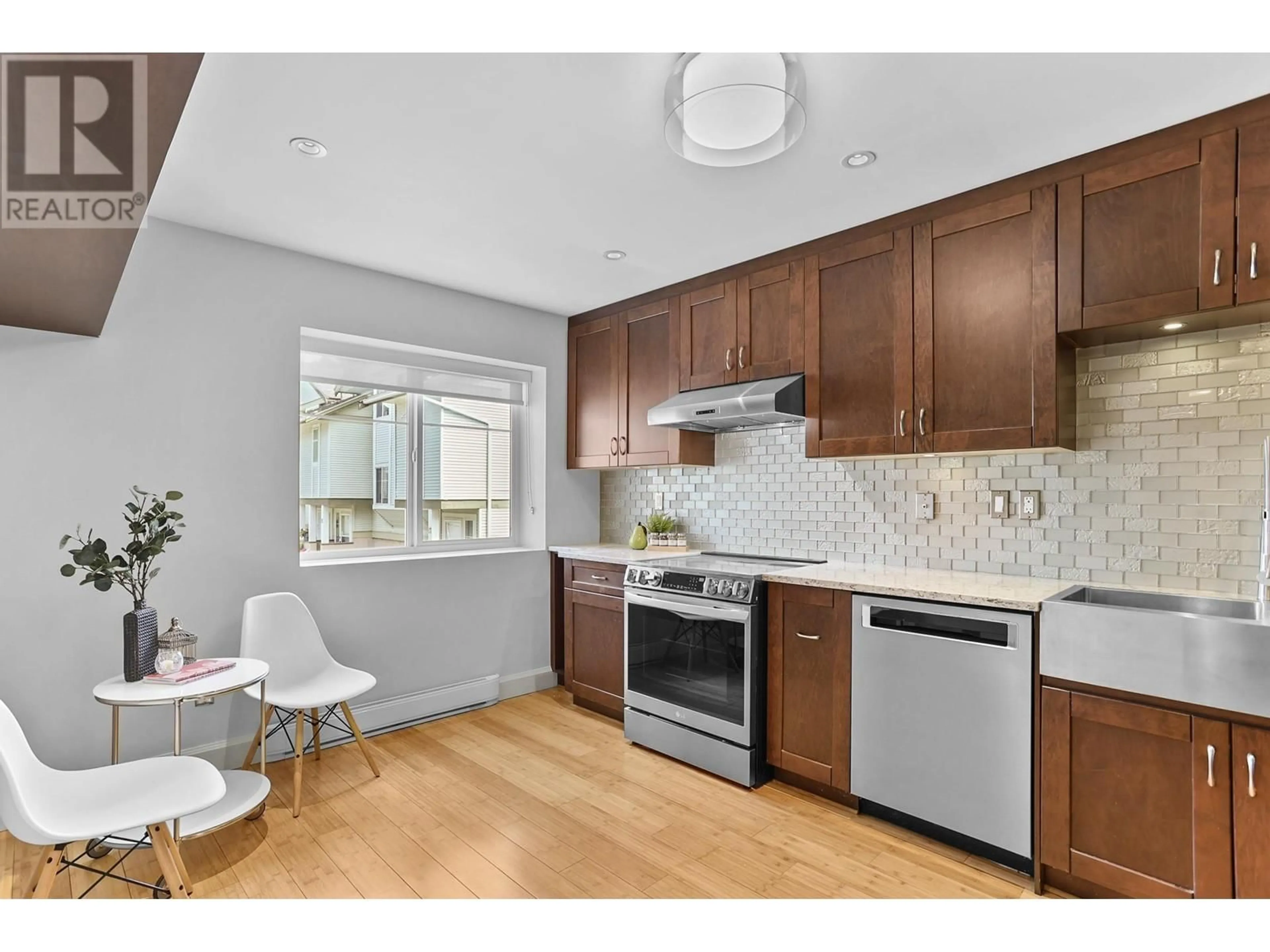 Open concept kitchen, unknown for 7 - 1318 BRUNETTE AVENUE, Coquitlam British Columbia V3K6R1