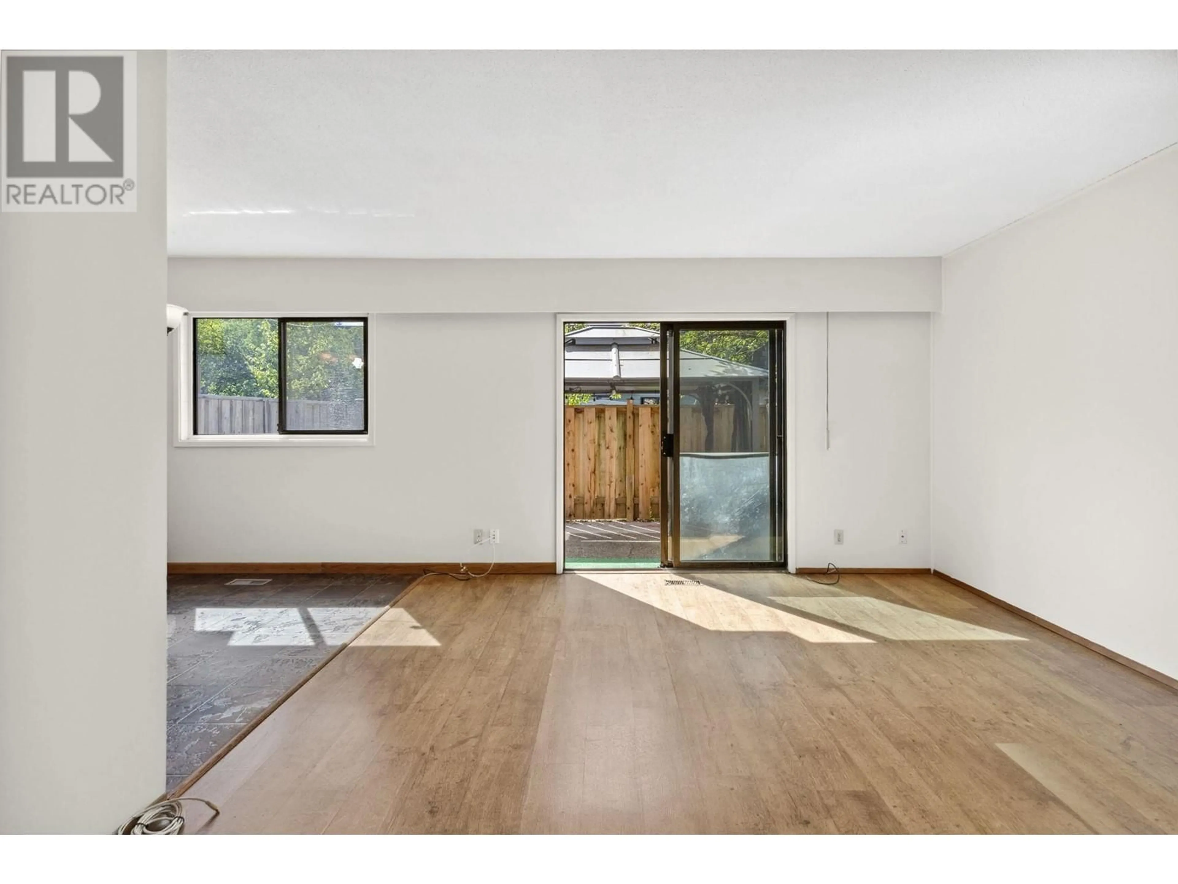 Unknown for 1142 PREMIER STREET, North Vancouver British Columbia V7J2H3