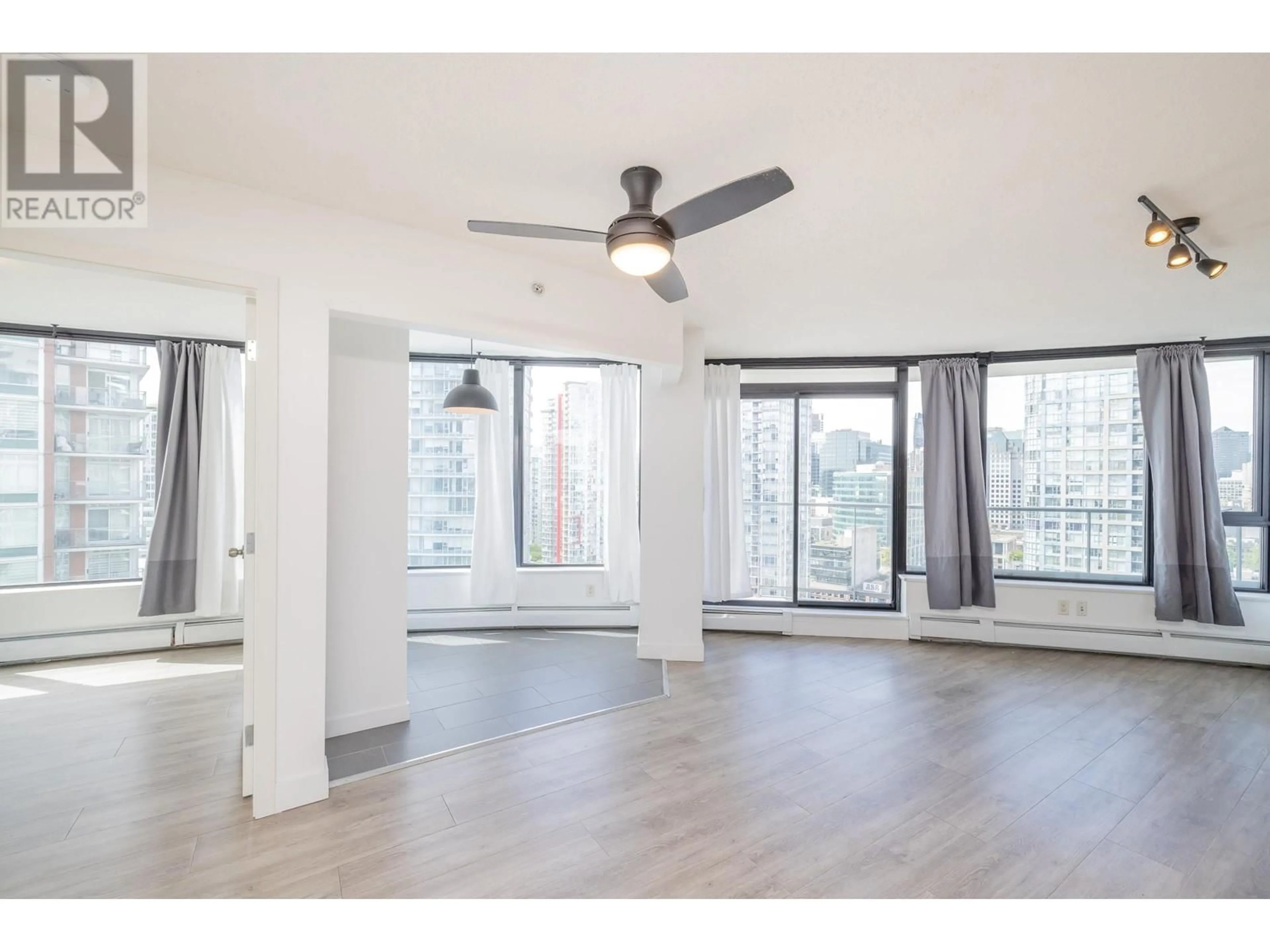 A pic of a room for 2703 - 58 KEEFER PLACE, Vancouver British Columbia V6B0B8