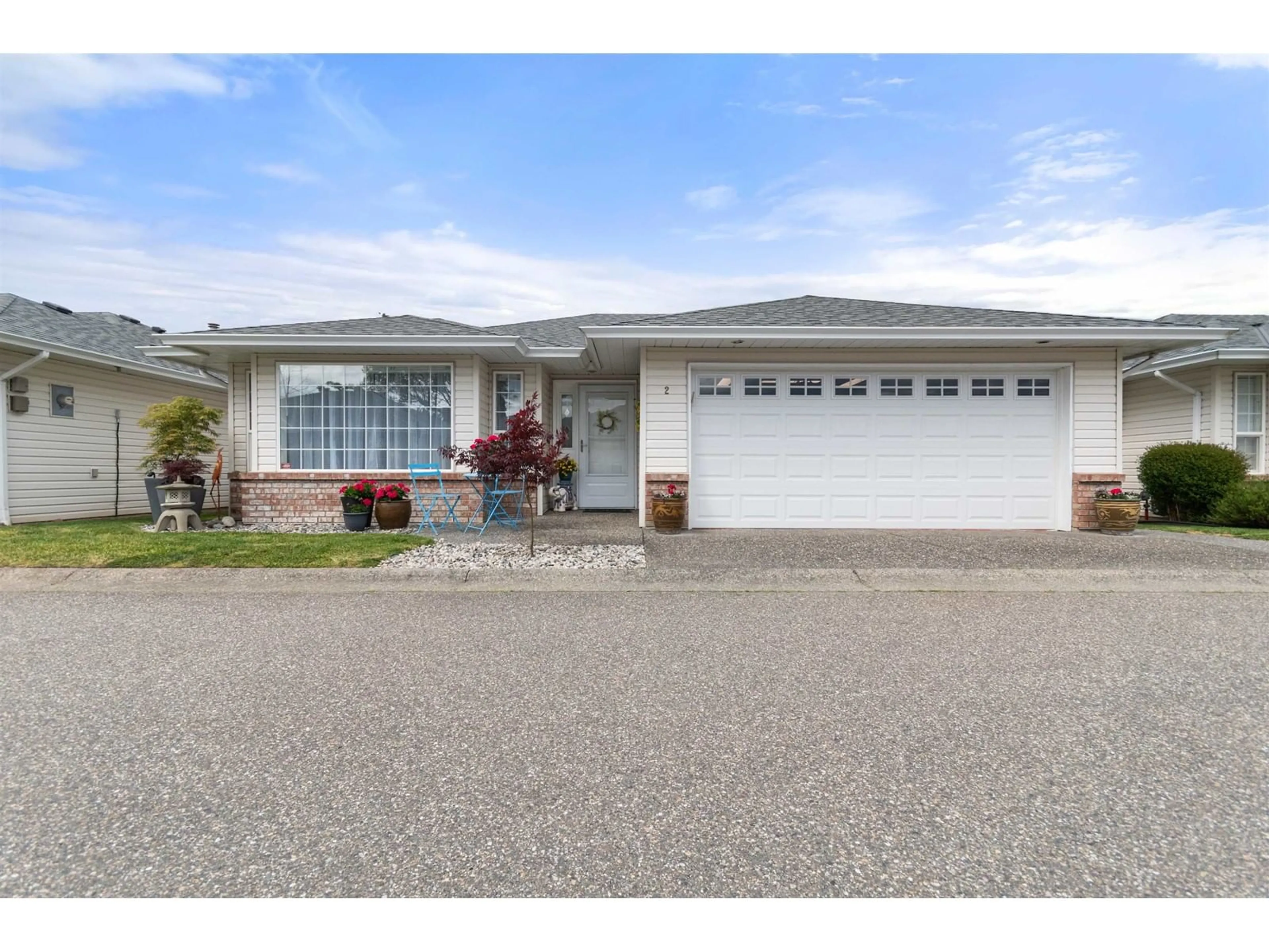 Home with vinyl exterior material, street for 2 - 9420 WOODBINE STREET, Chilliwack British Columbia V2P5S4