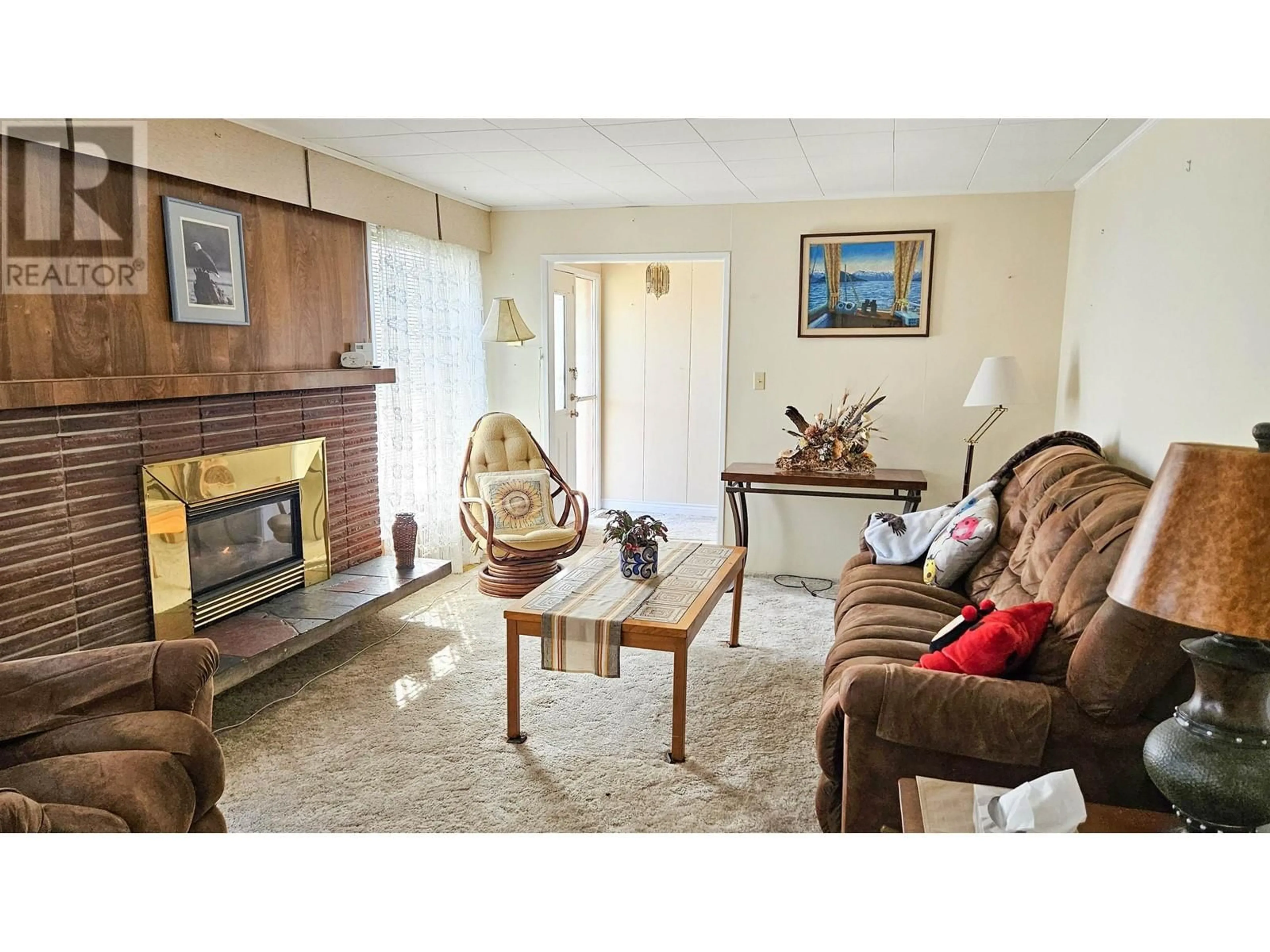 Living room with furniture, unknown for 1452 ALBATROSS AVENUE, Kitimat British Columbia V8C1R1