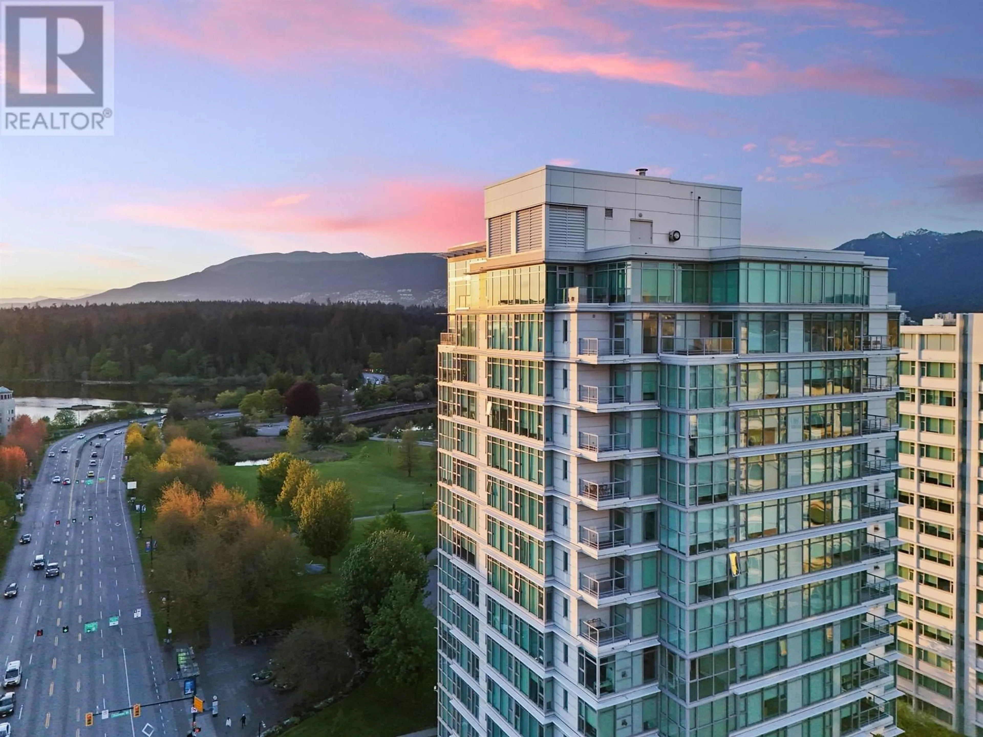 A pic from outside/outdoor area/front of a property/back of a property/a pic from drone, city buildings view from balcony for 504 - 1790 BAYSHORE DRIVE, Vancouver British Columbia V6G3G5