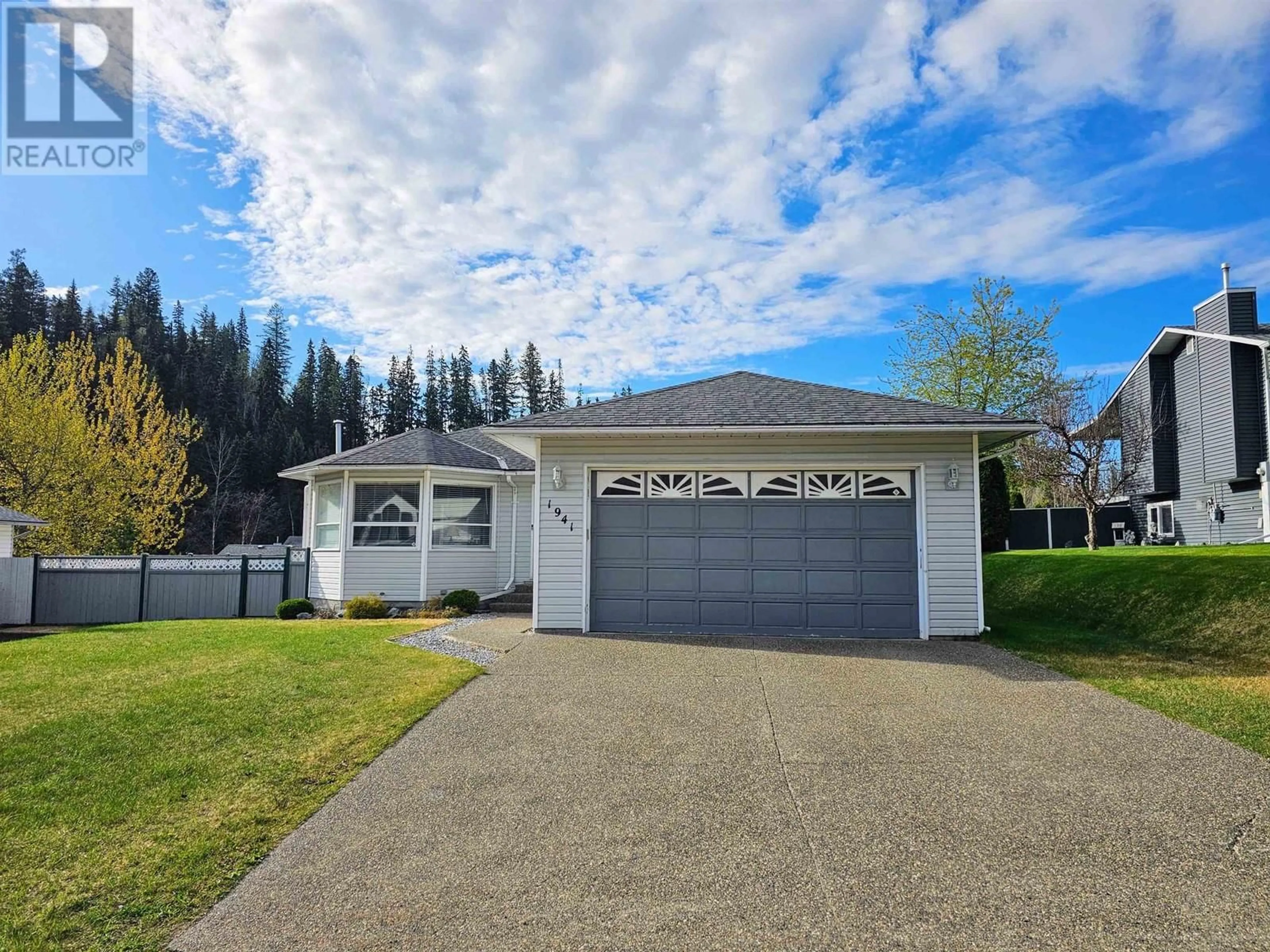 Home with vinyl exterior material, unknown for 1941 CLEARWOOD CRESCENT, Prince George British Columbia V2K4R1