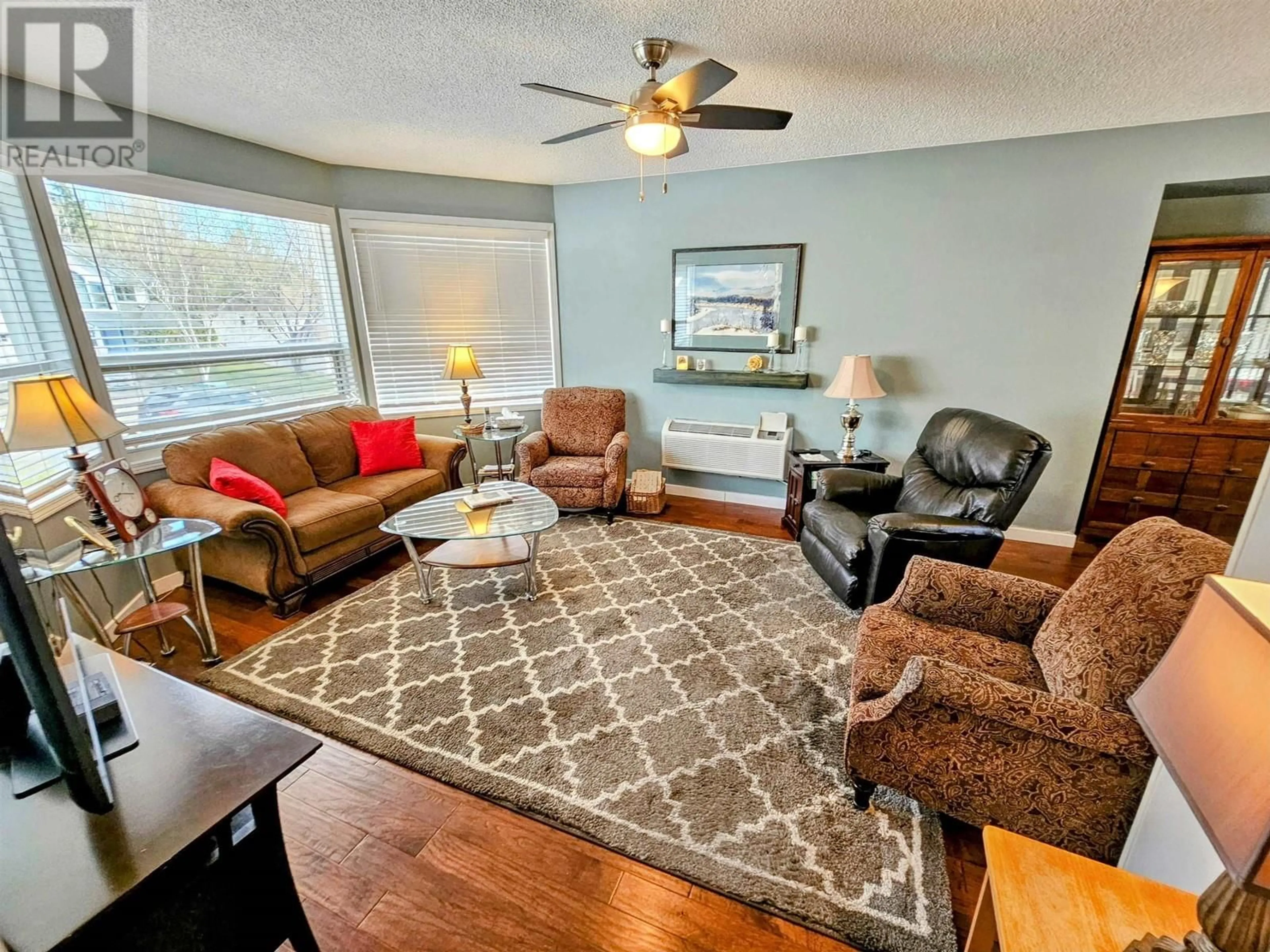 Living room with furniture, unknown for 1941 CLEARWOOD CRESCENT, Prince George British Columbia V2K4R1