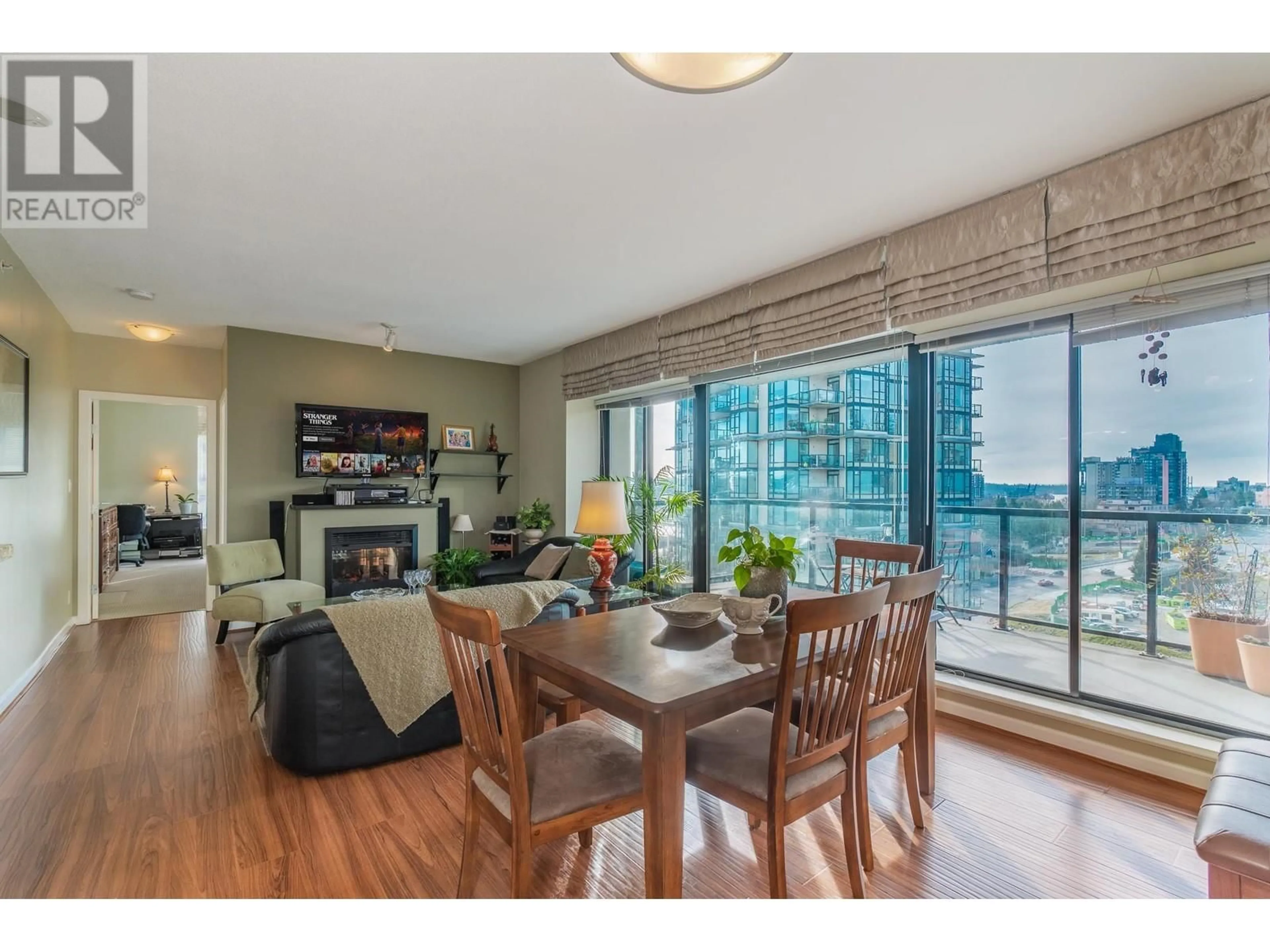 Living room with furniture, wood/laminate floor for 1202 - 15 ROYAL AVENUE, New Westminster British Columbia V3L0A9