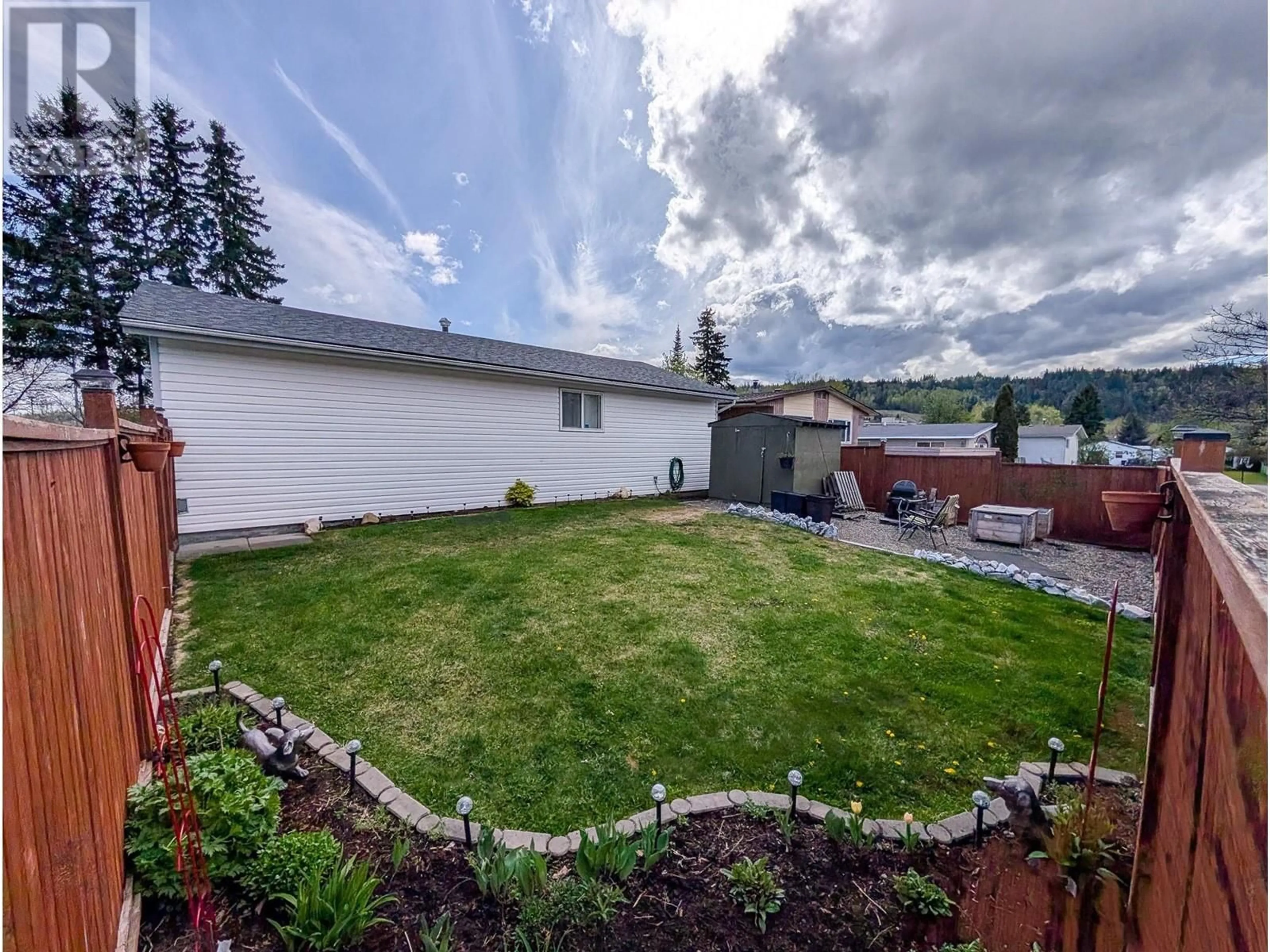 A pic from outside/outdoor area/front of a property/back of a property/a pic from drone, mountain view for 1411 DRUMMOND STREET, Prince George British Columbia V2M4J2