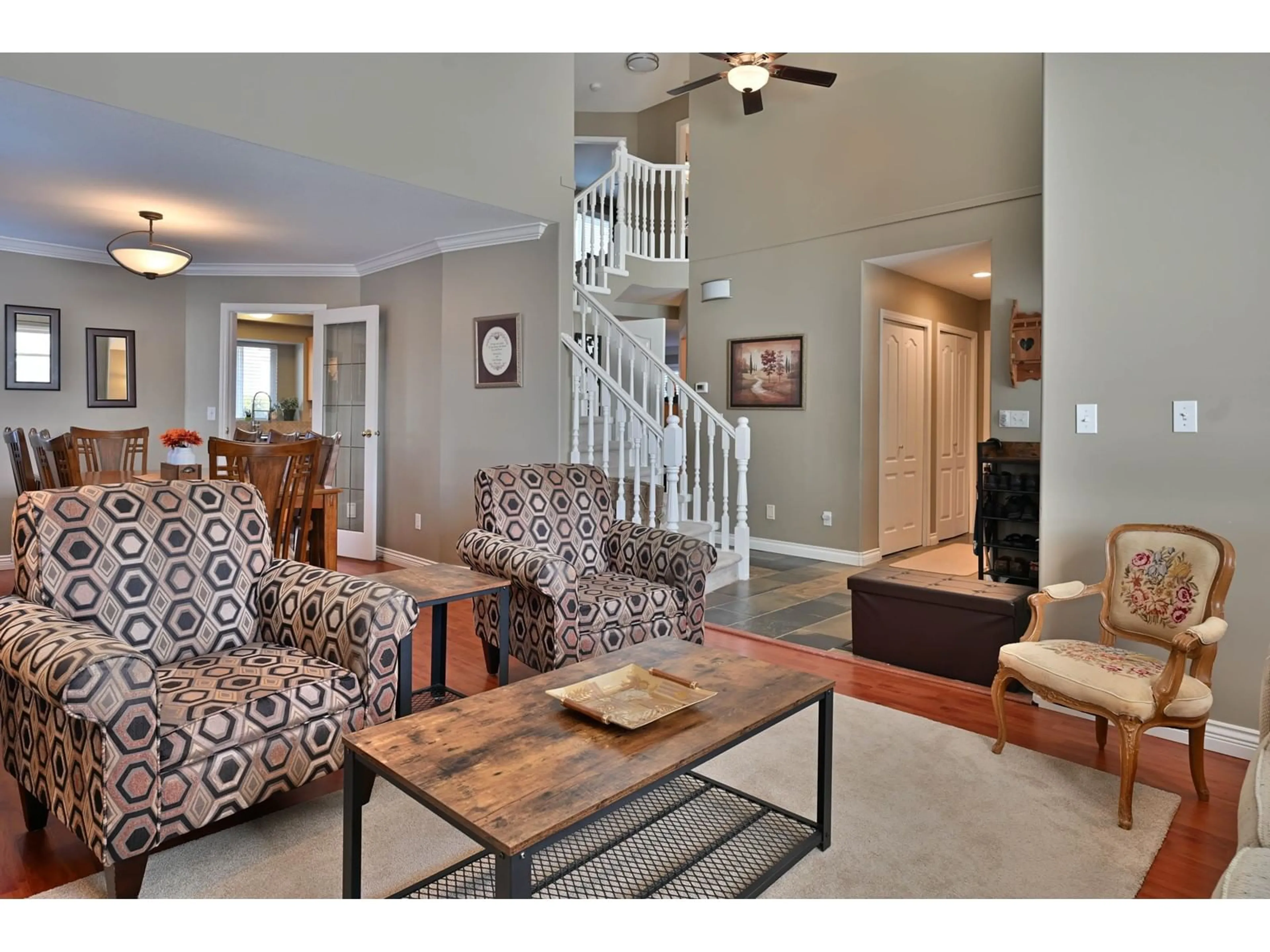 Living room with furniture, unknown for 18863 64A, Surrey British Columbia V3S8V3