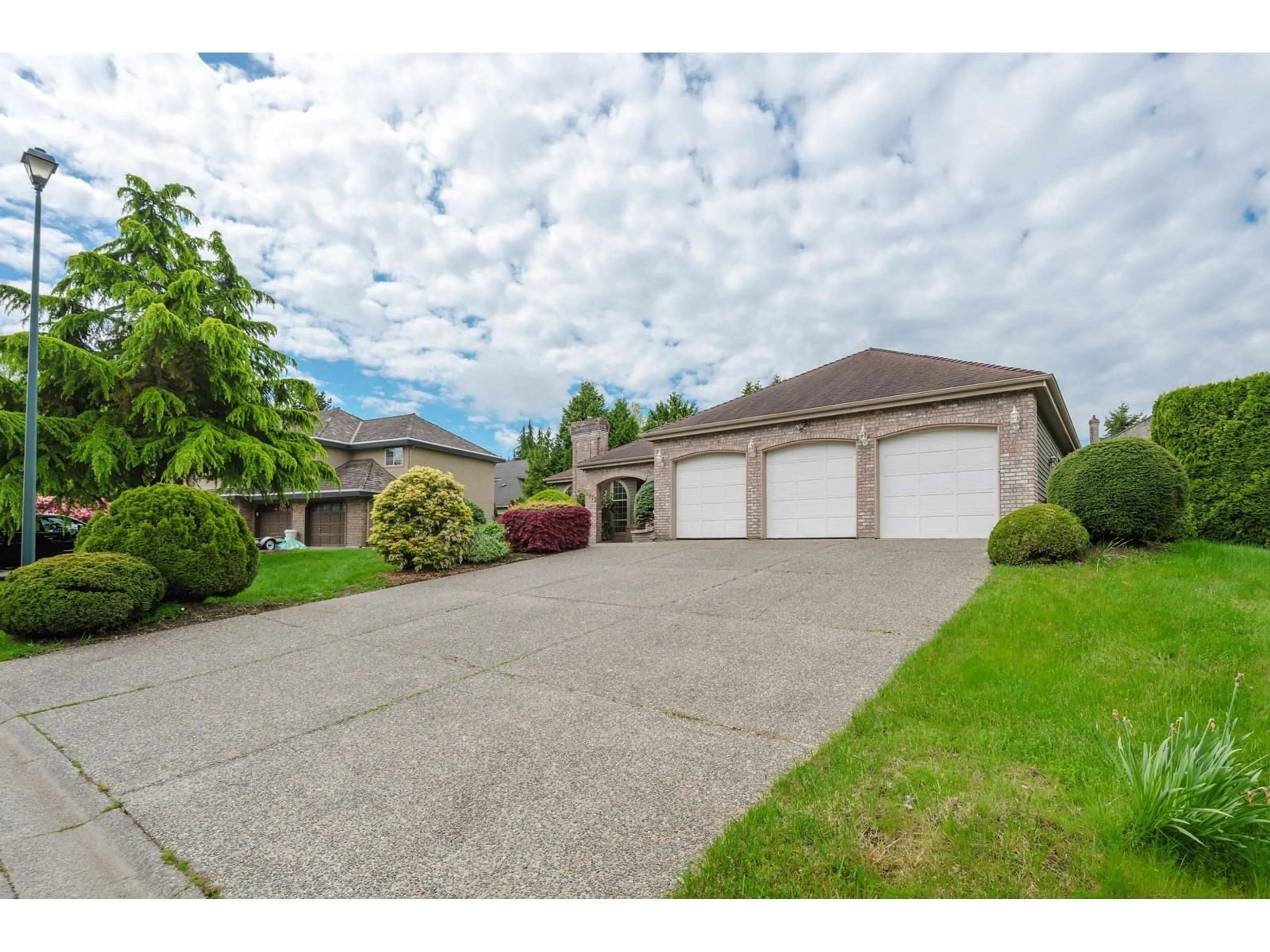 Unknown for 2973 145A, Surrey British Columbia V4P1P7